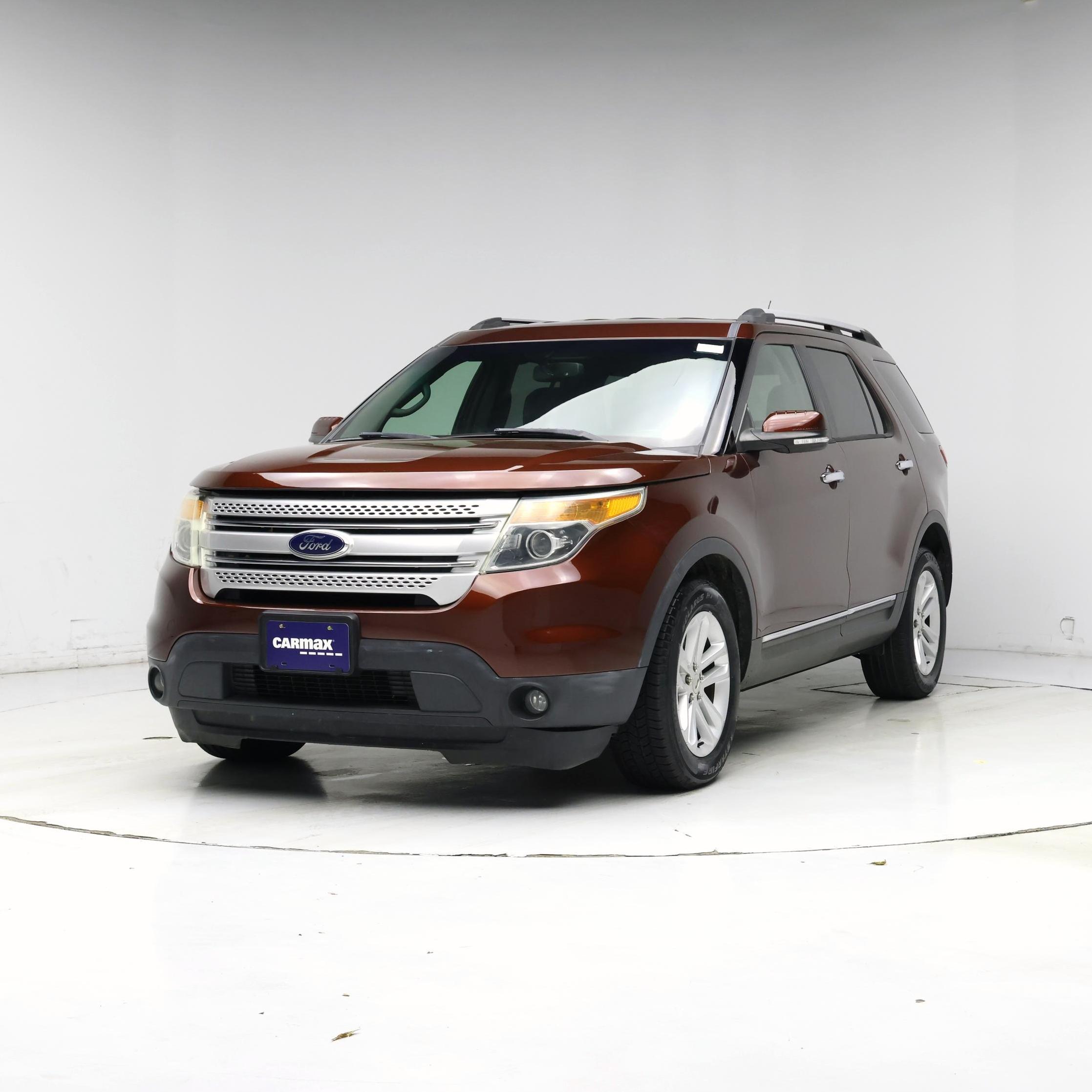 Thumbnail: 2015 Ford Explorer - 4