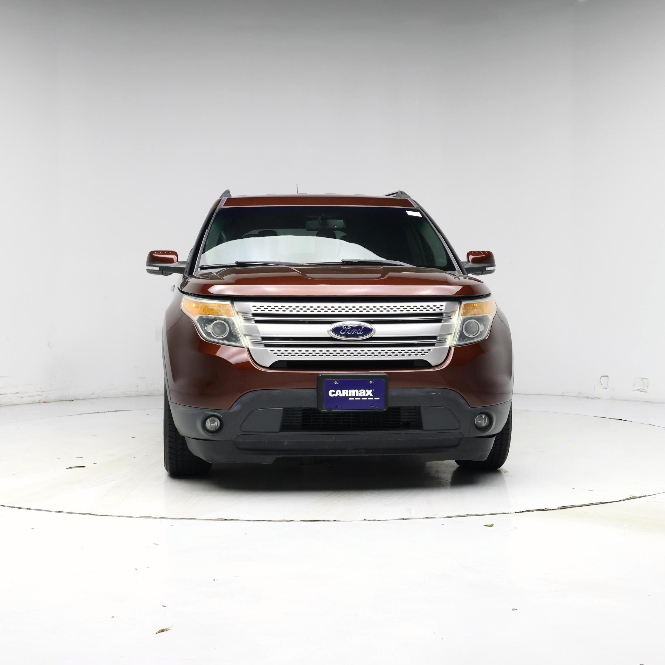 Thumbnail: 2015 Ford Explorer - 5
