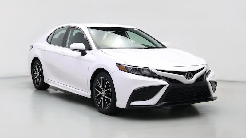 2024 Toyota Camry SE Hero Image