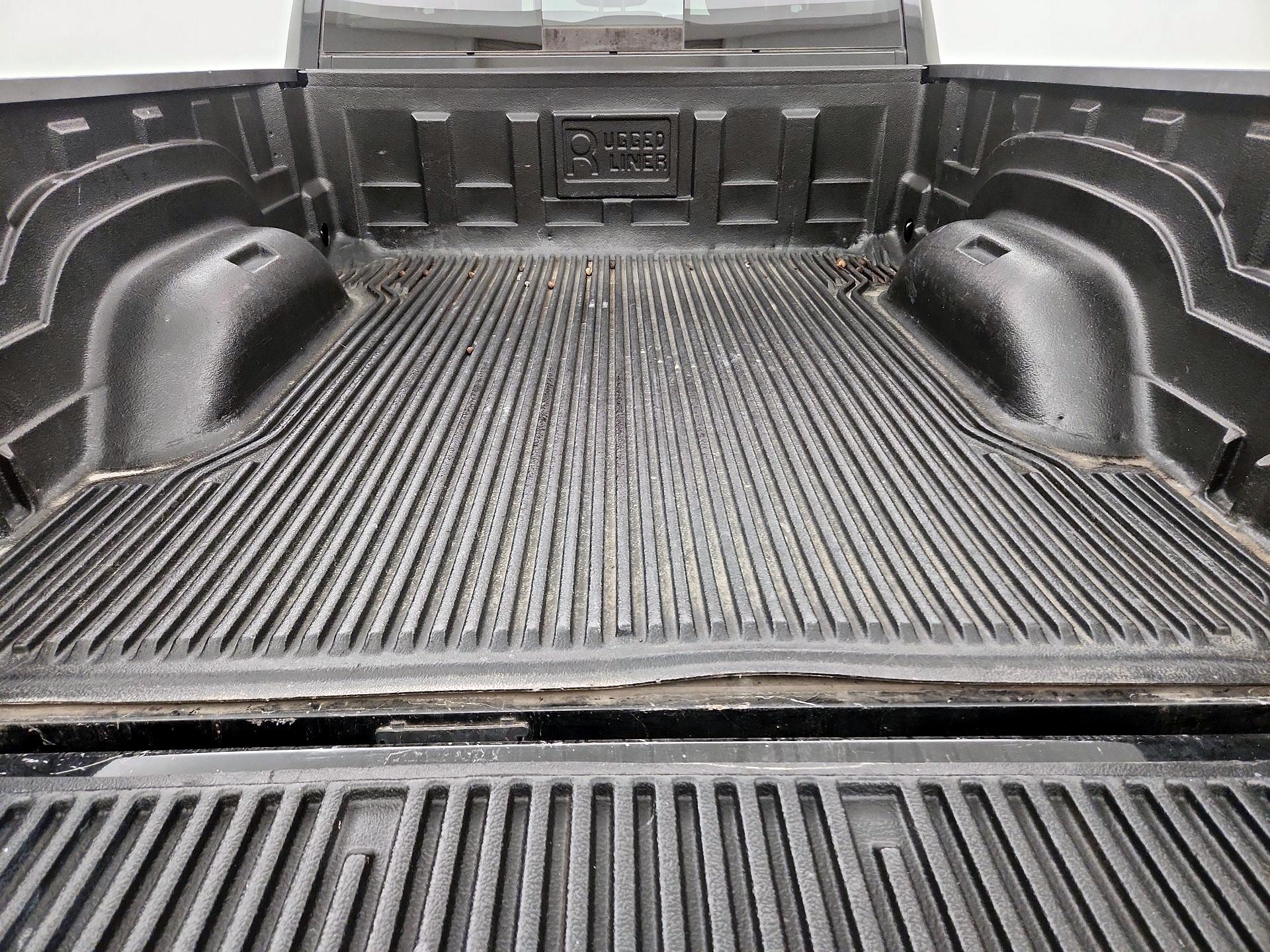 Thumbnail: 2019 RAM 1500 Classic - 20