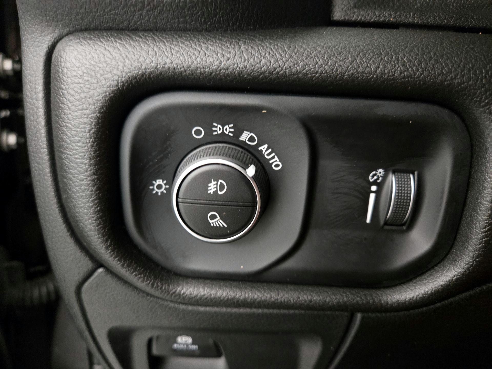 Thumbnail: 2024 RAM 1500 - 13