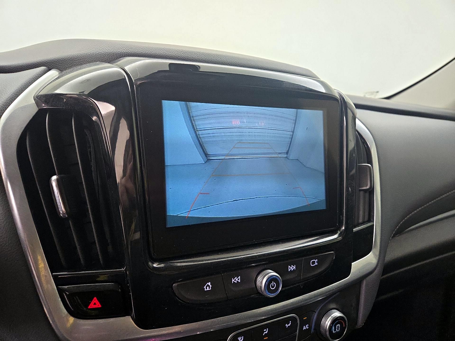 Thumbnail: 2019 Chevrolet Traverse - 14