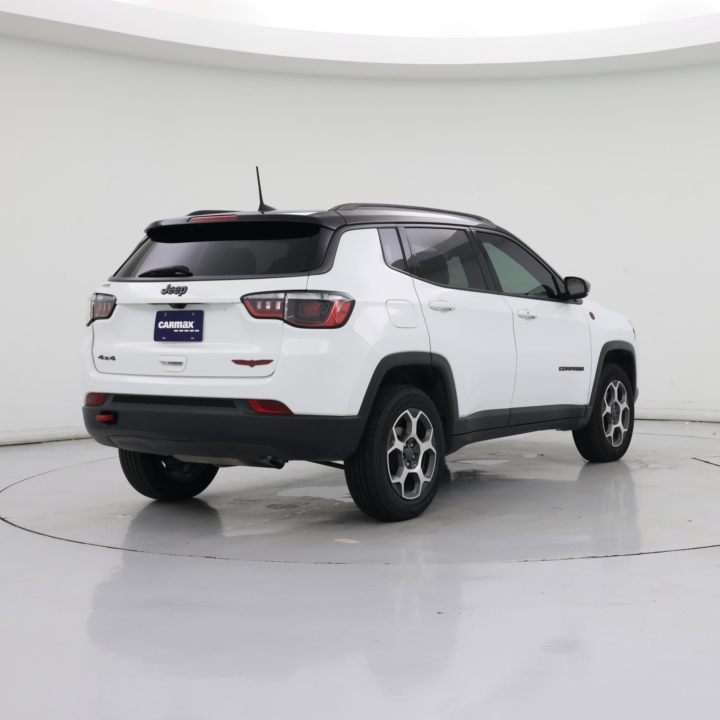 Thumbnail: 2022 Jeep Compass - 8