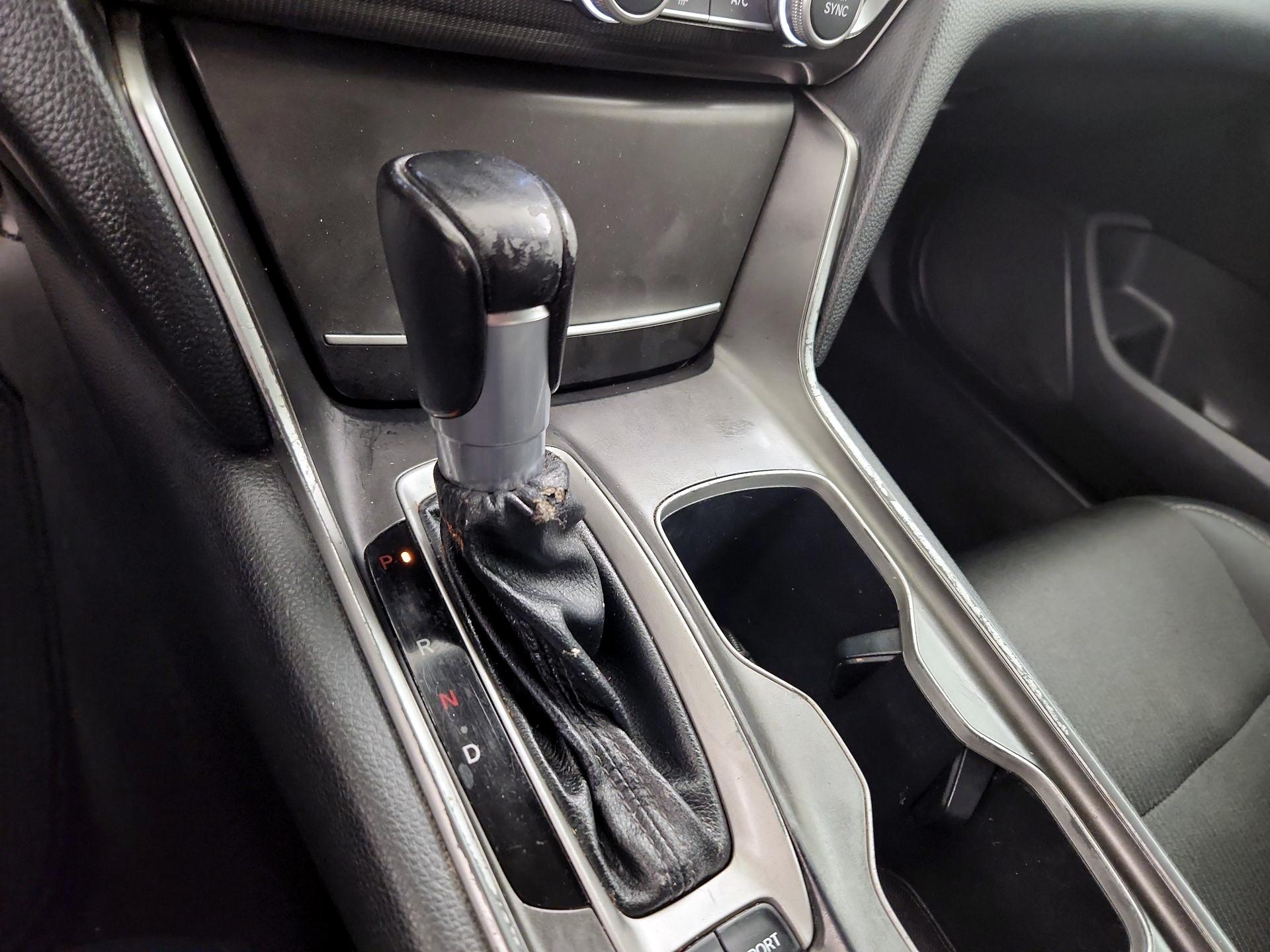 Thumbnail: 2019 Honda Accord - 17