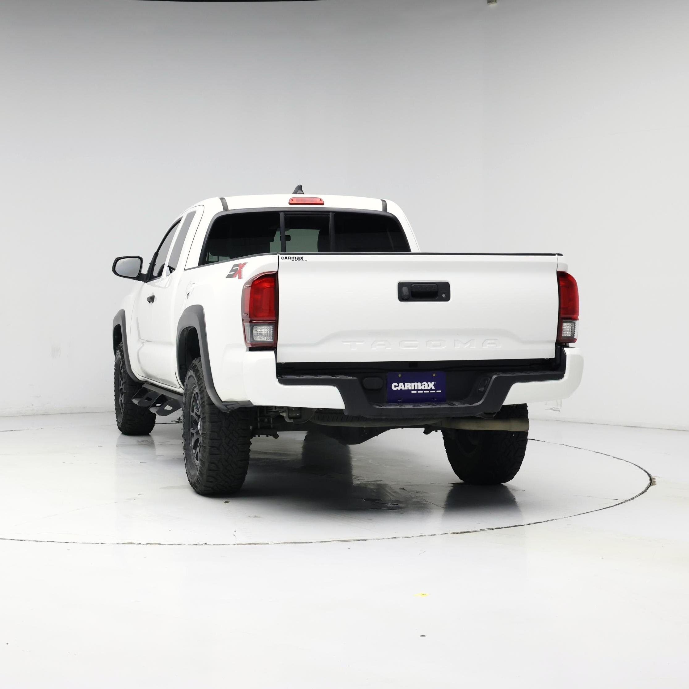 Thumbnail: 2022 Toyota Tacoma - 6
