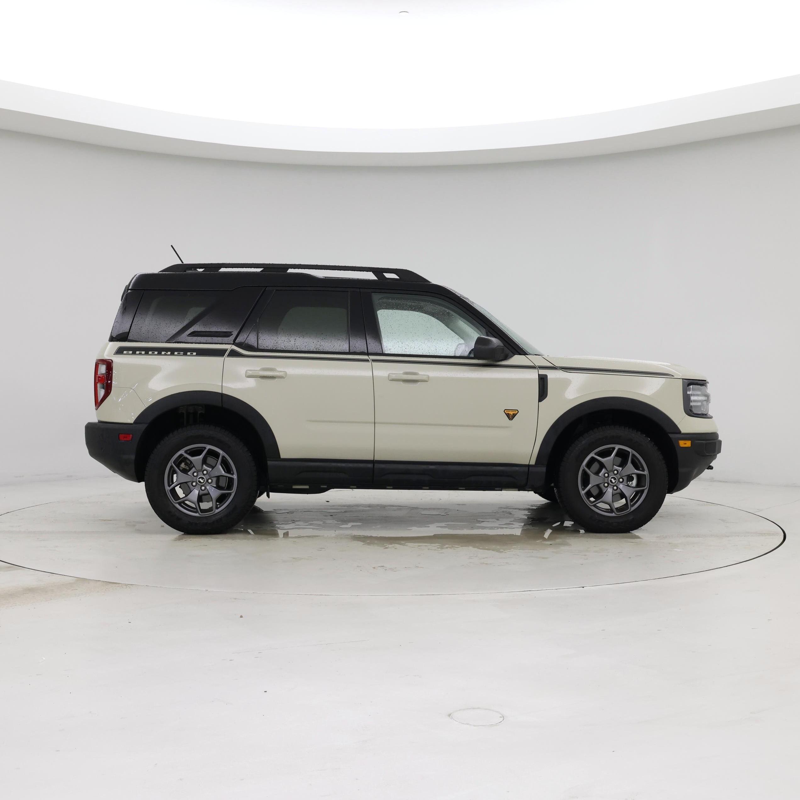 Thumbnail: 2024 Ford Bronco Sport - 7