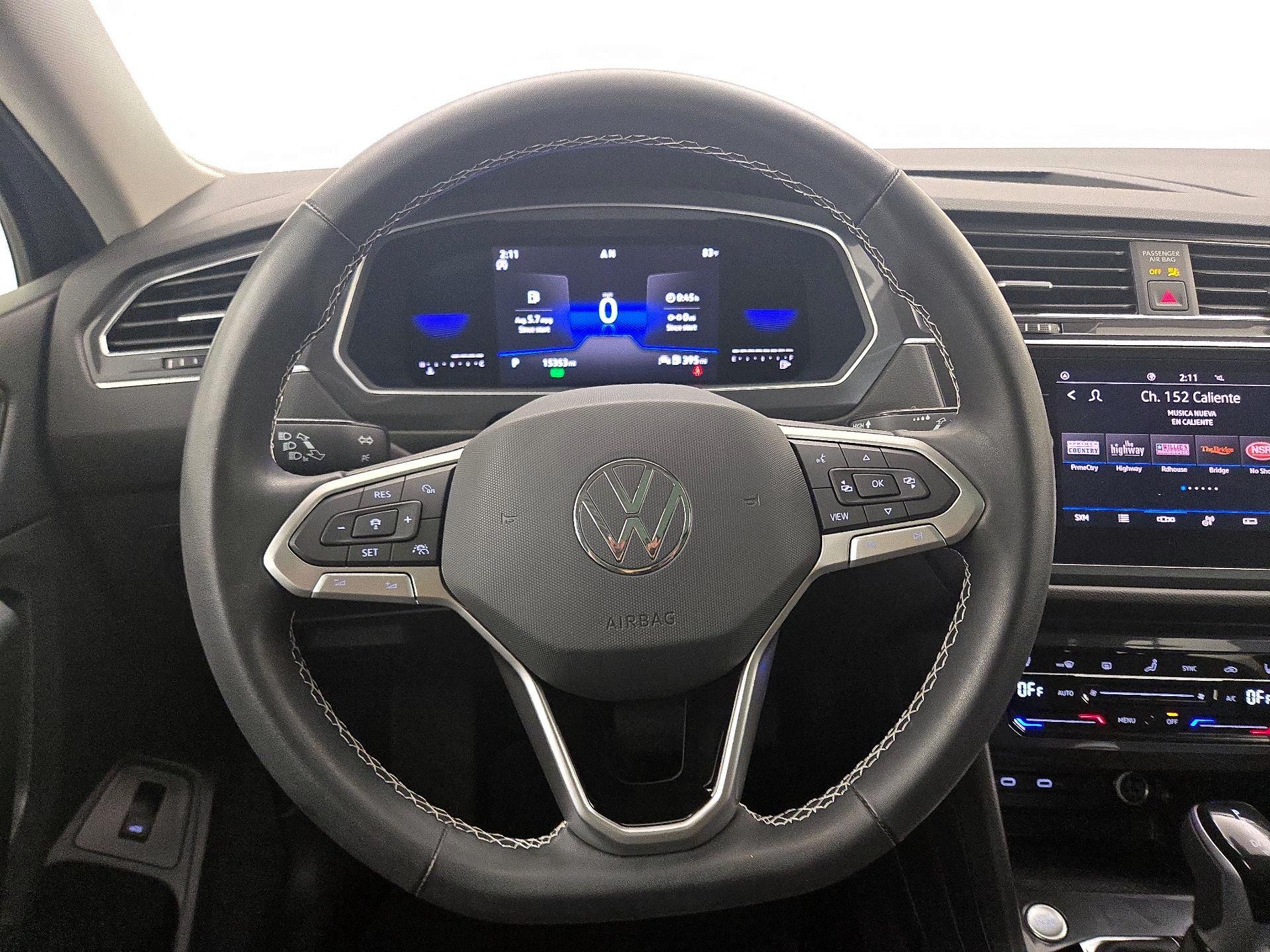 Thumbnail: 2022 Volkswagen Tiguan - 10