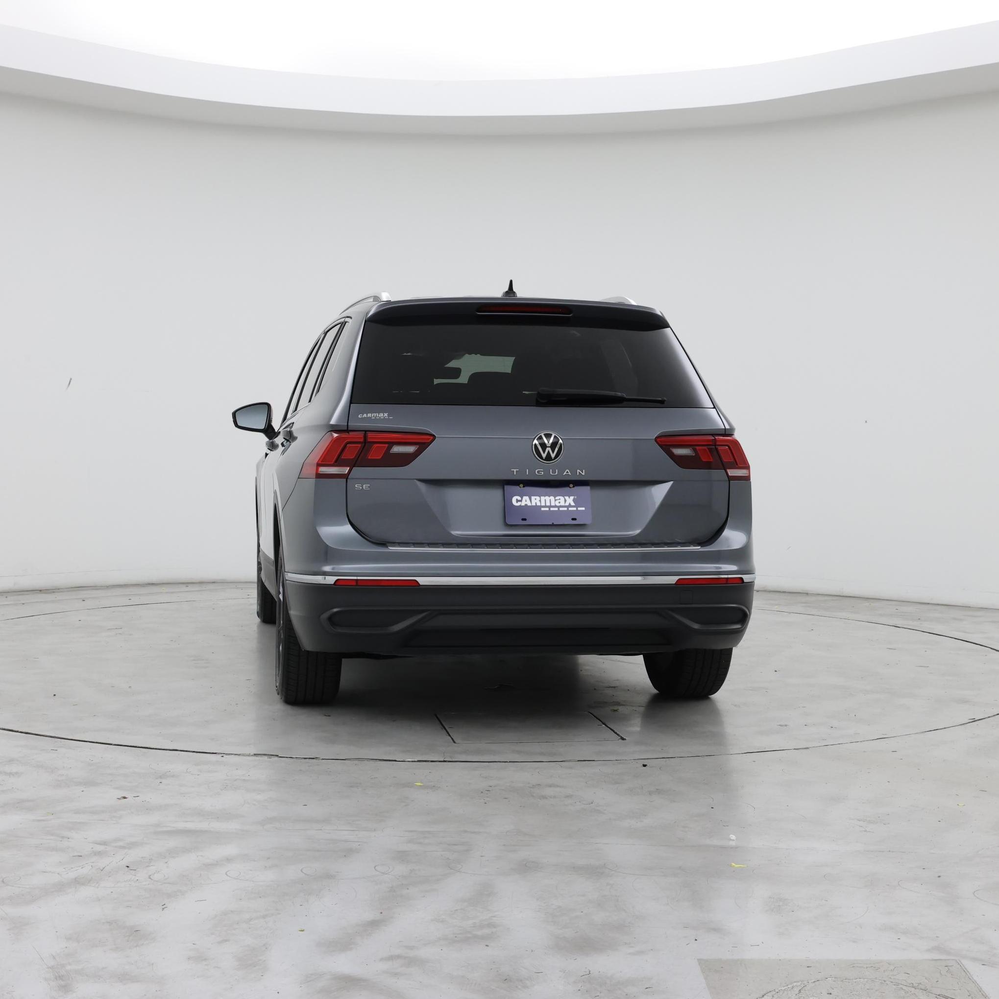 Thumbnail: 2022 Volkswagen Tiguan - 6