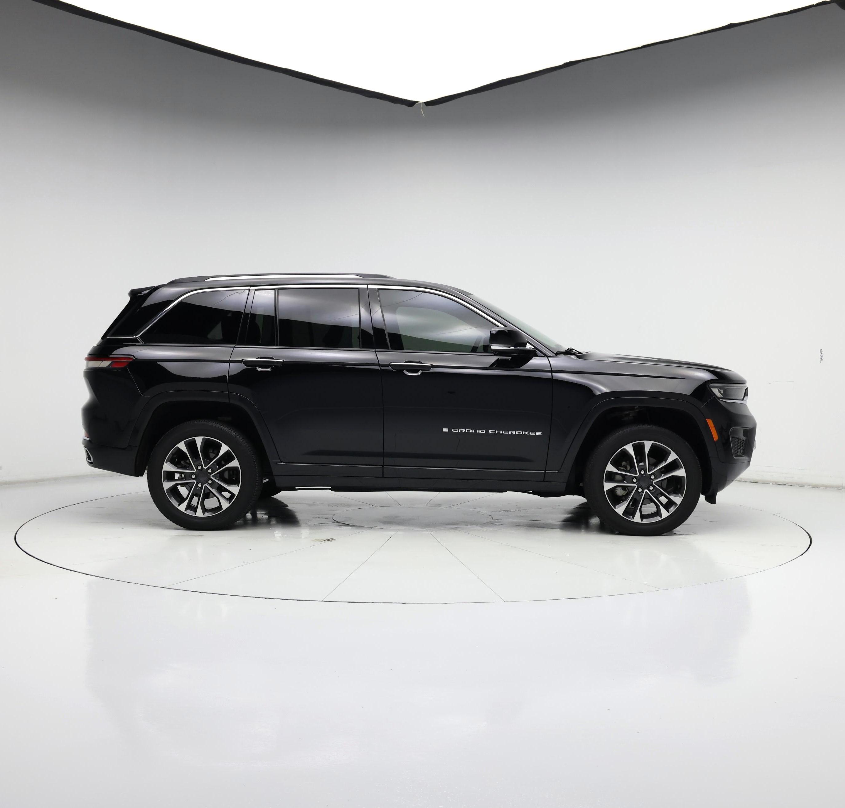 Thumbnail: 2023 Jeep Grand Cherokee - 7