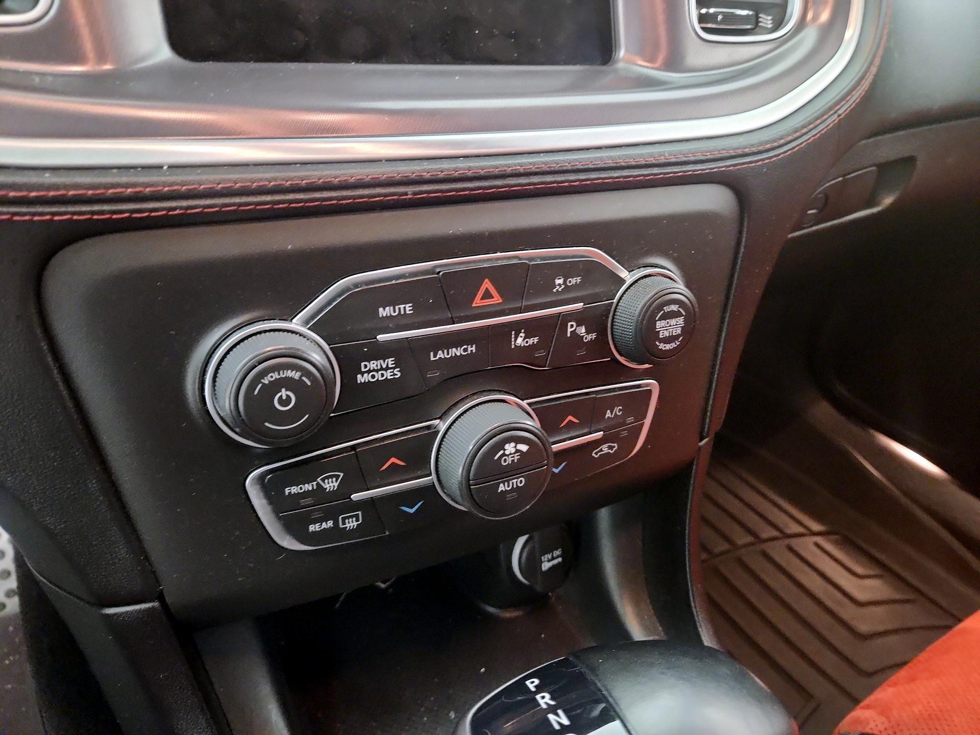 Thumbnail: 2021 Dodge Charger - 16