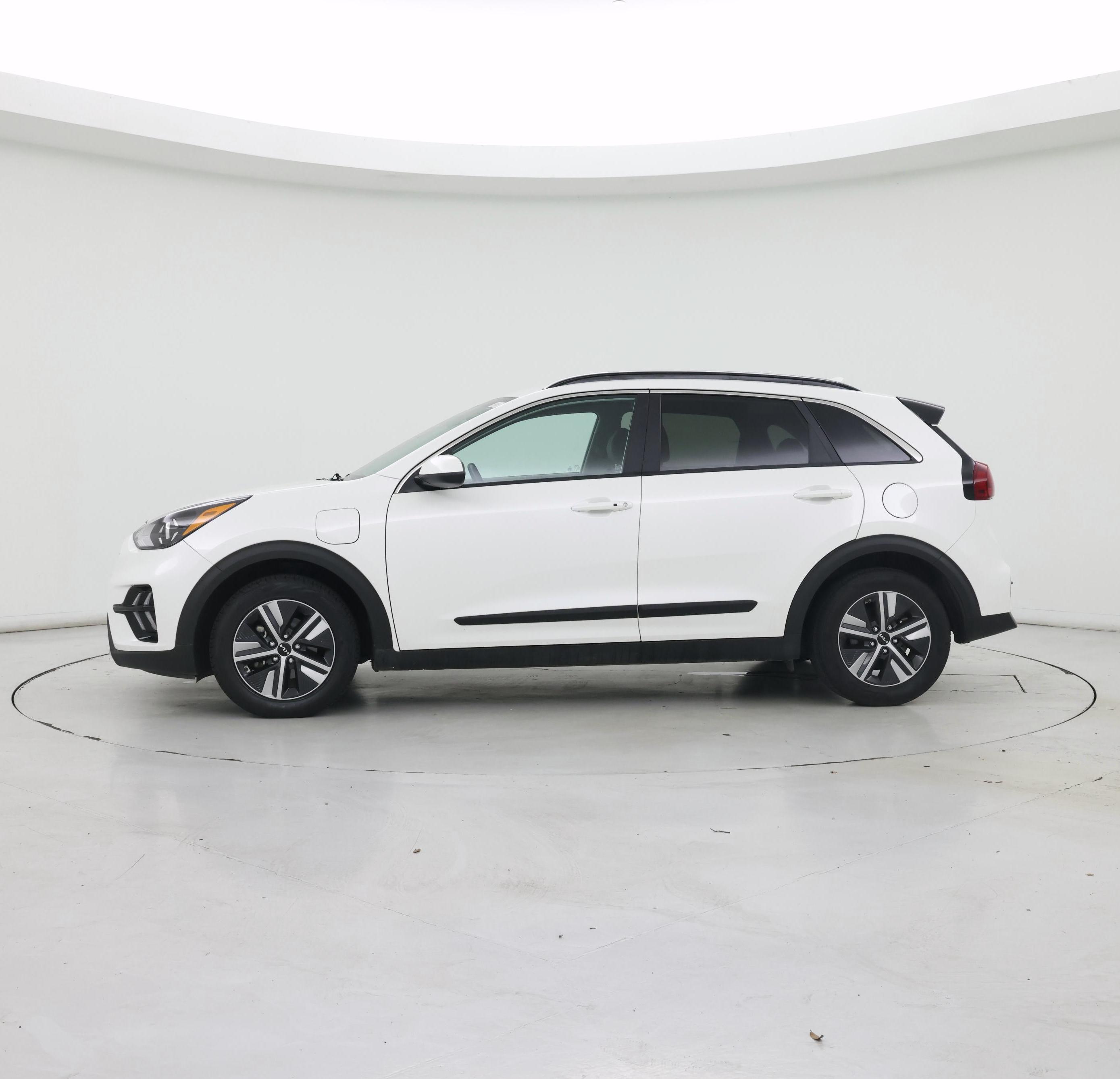 Thumbnail: 2022 Kia Niro - 3