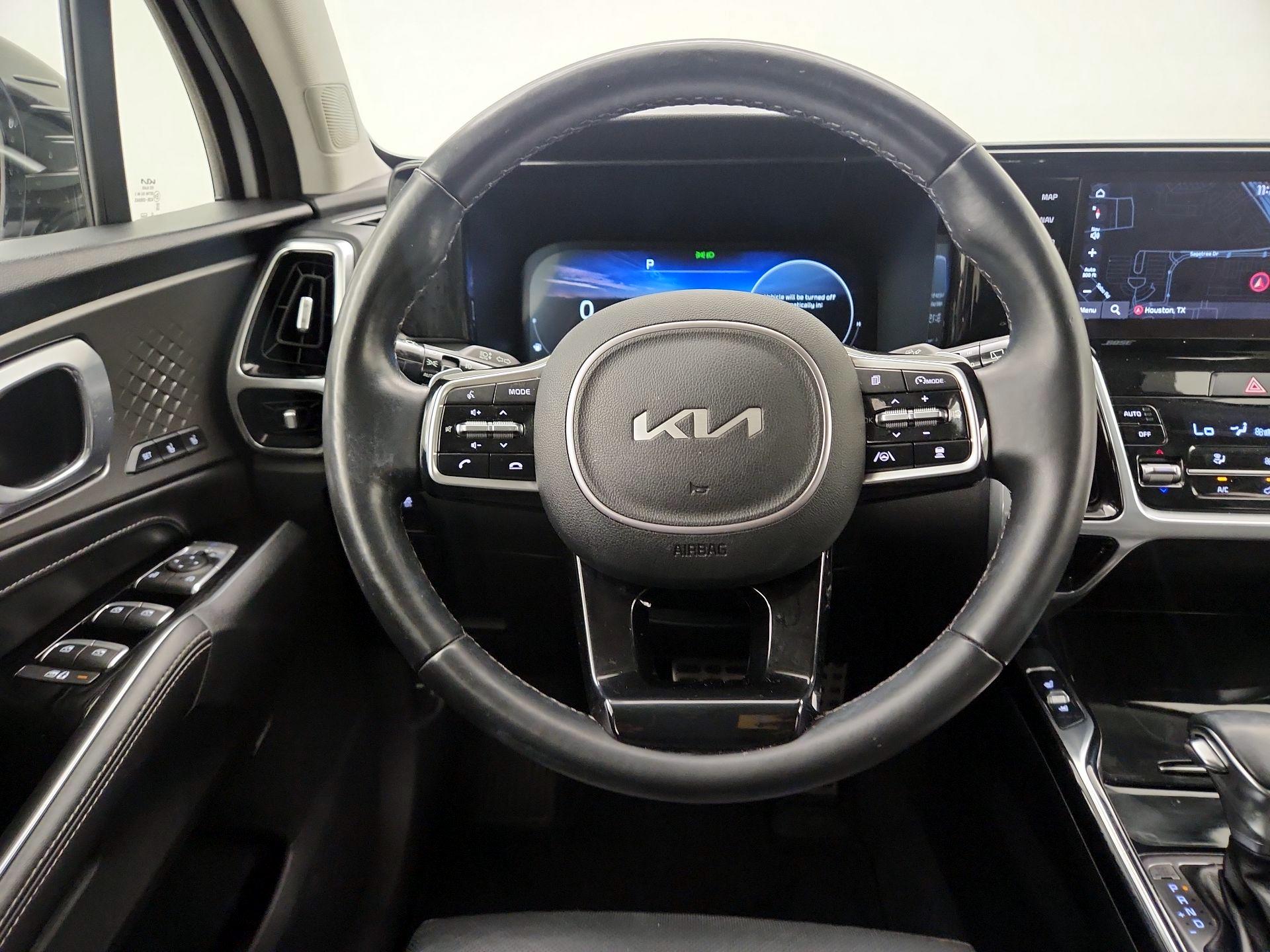 Thumbnail: 2022 Kia Sorento - 10