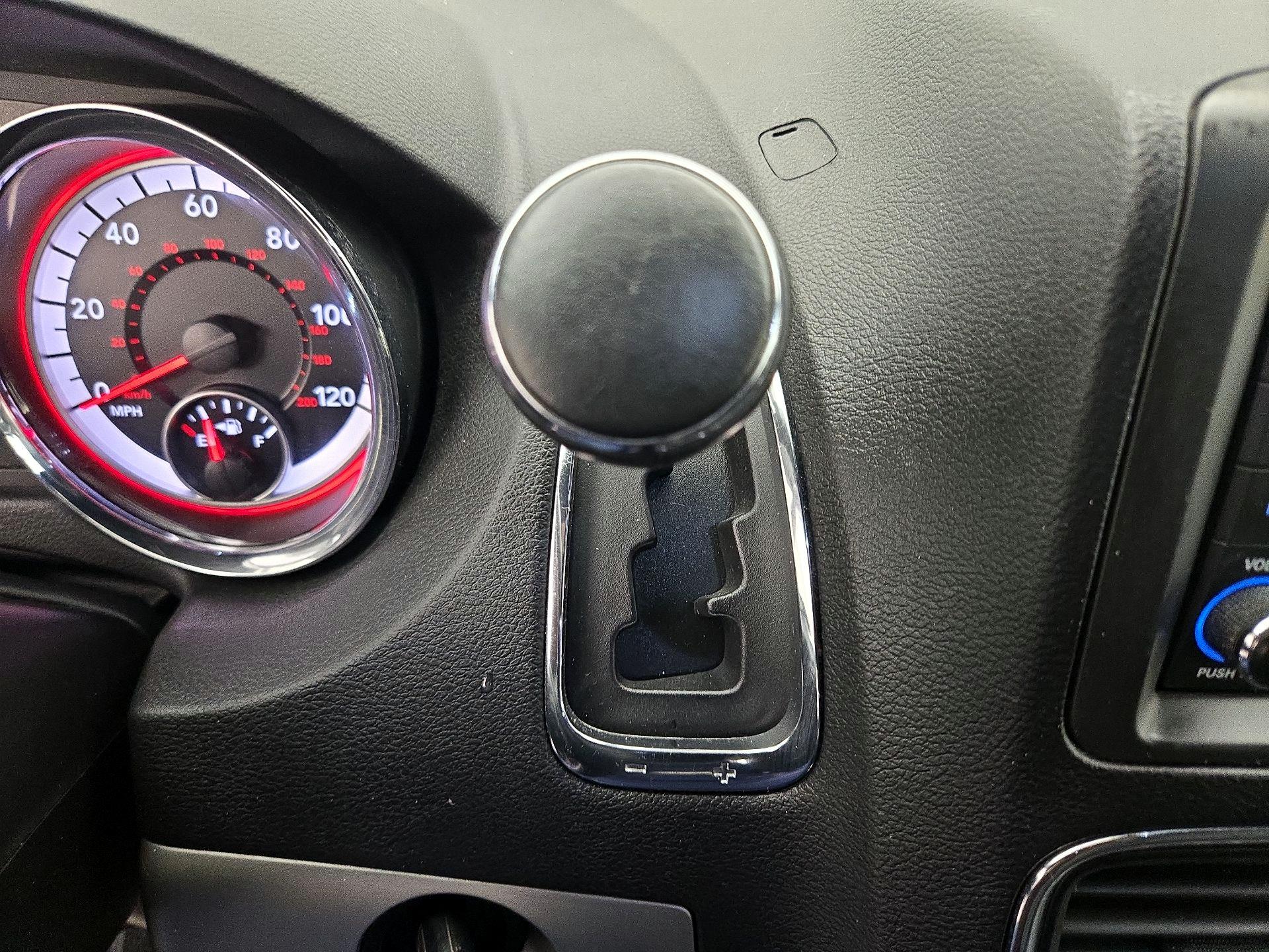 Thumbnail: 2019 Dodge Grand Caravan - 17