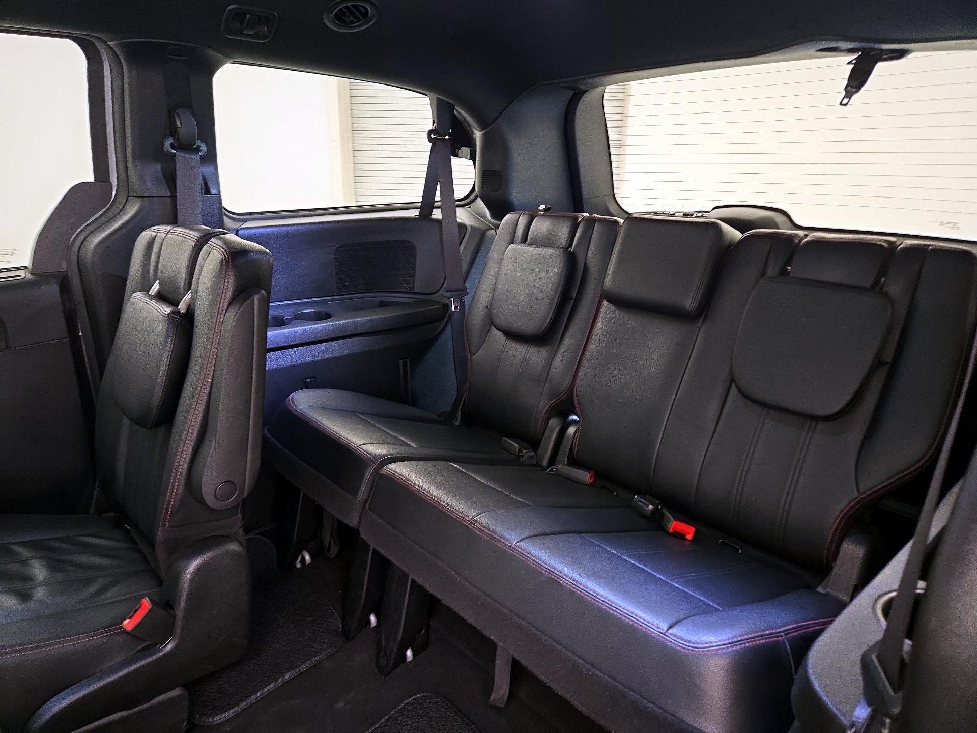 Thumbnail: 2019 Dodge Grand Caravan - 20