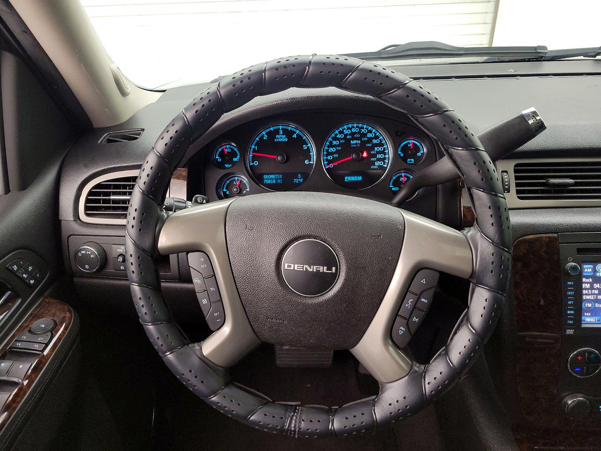 Thumbnail: 2013 GMC Yukon - 10