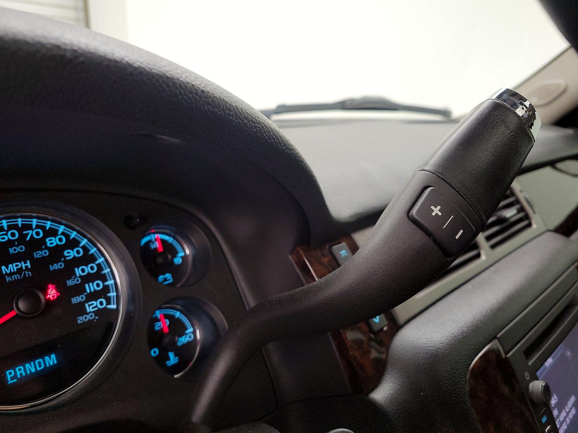 Thumbnail: 2013 GMC Yukon - 18