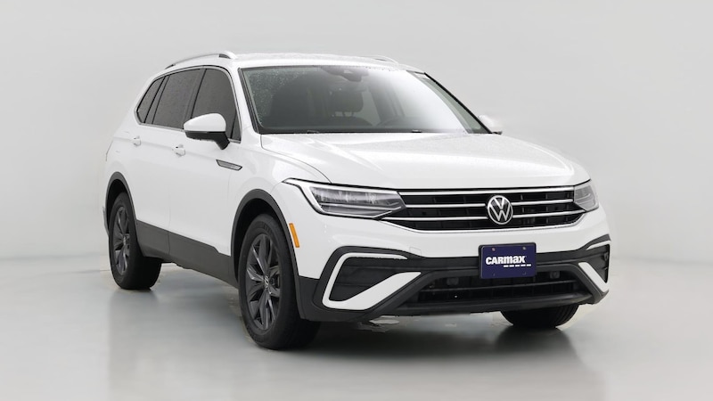 2022 Volkswagen Tiguan SE Hero Image