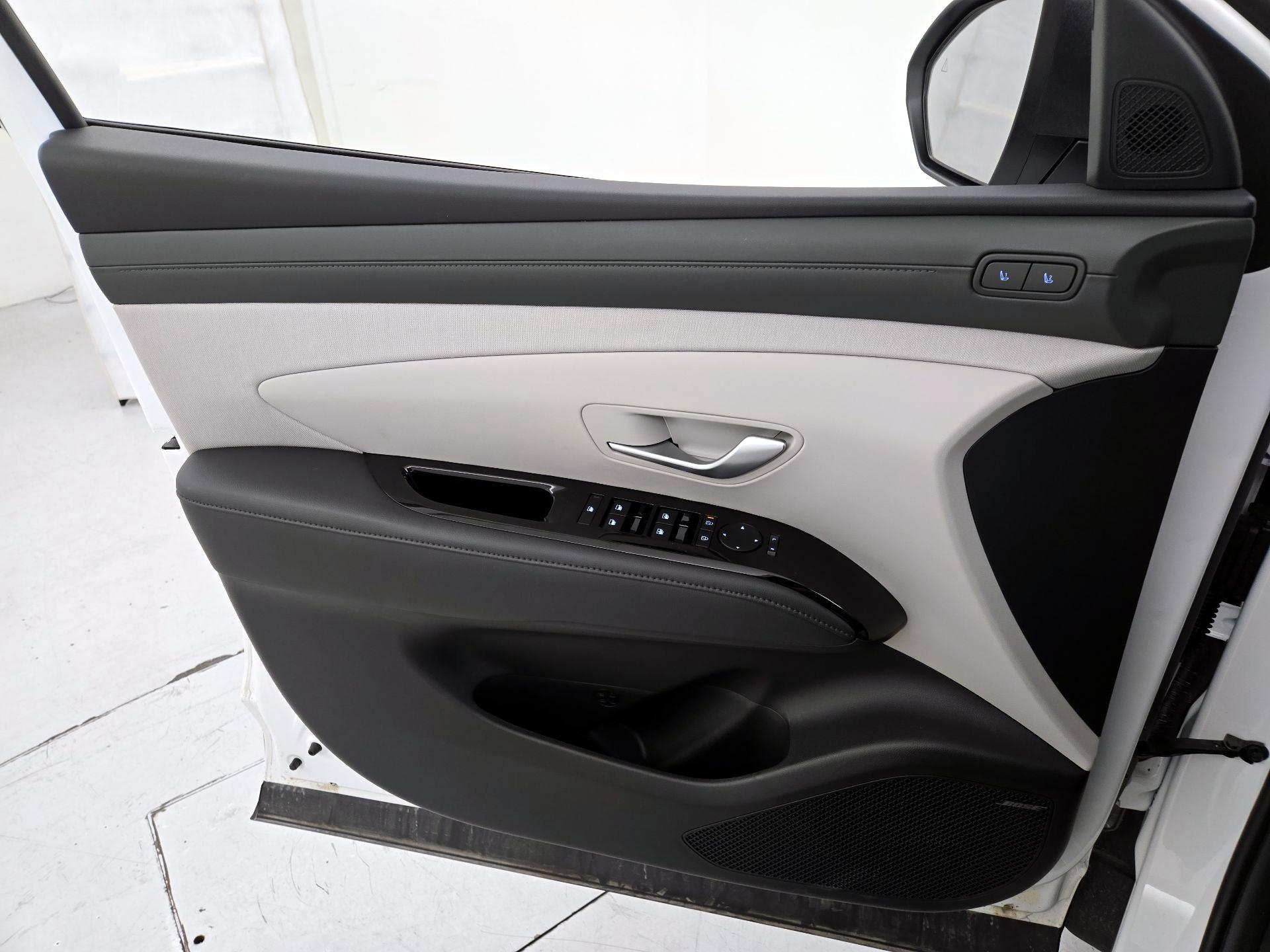 Thumbnail: 2025 Hyundai Tucson - 12