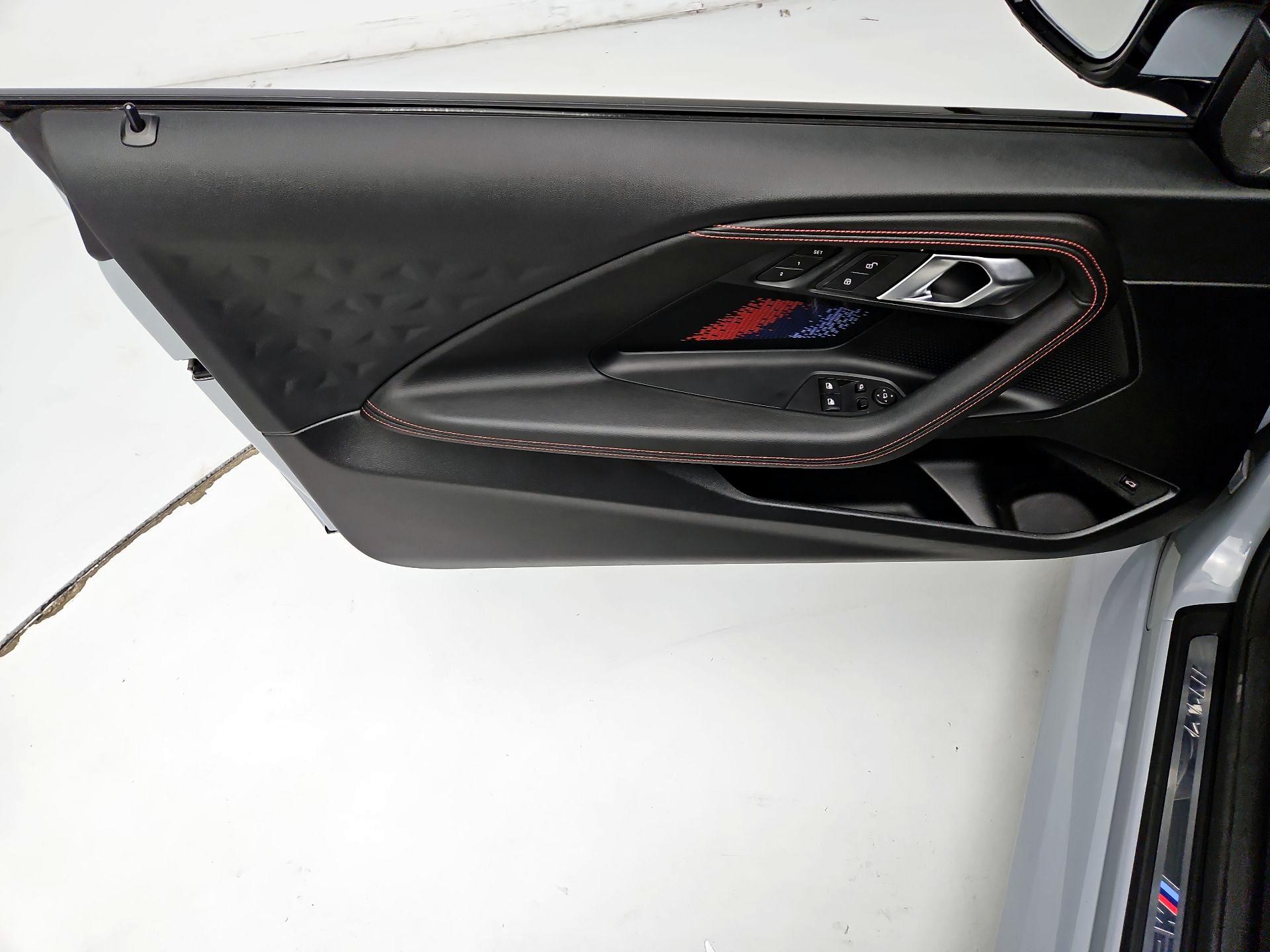 Thumbnail: 2025 BMW M2 - 12