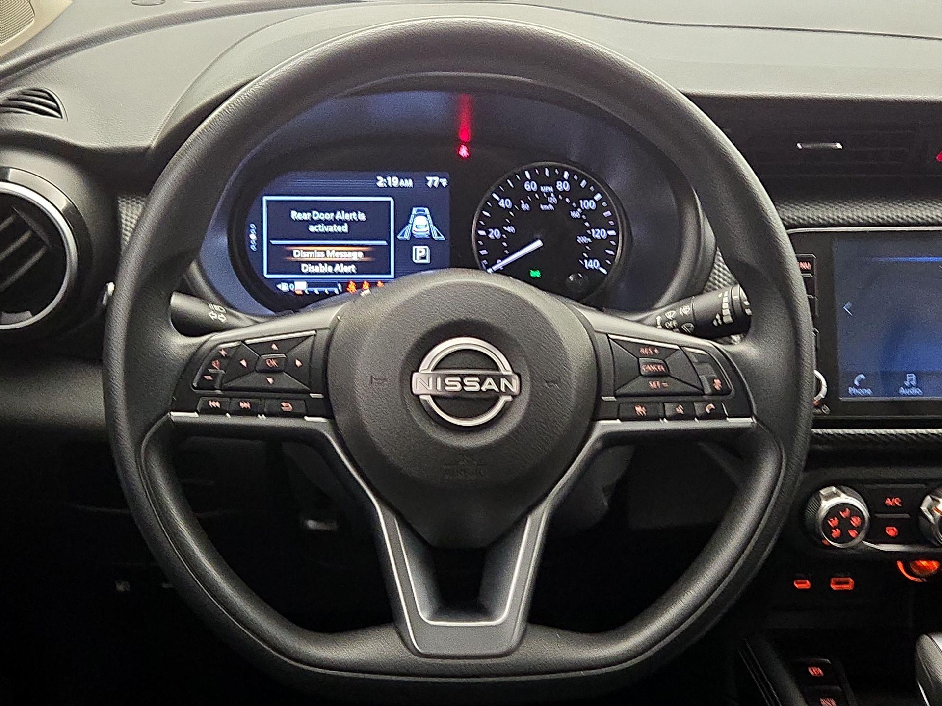 Thumbnail: 2023 Nissan Kicks - 10