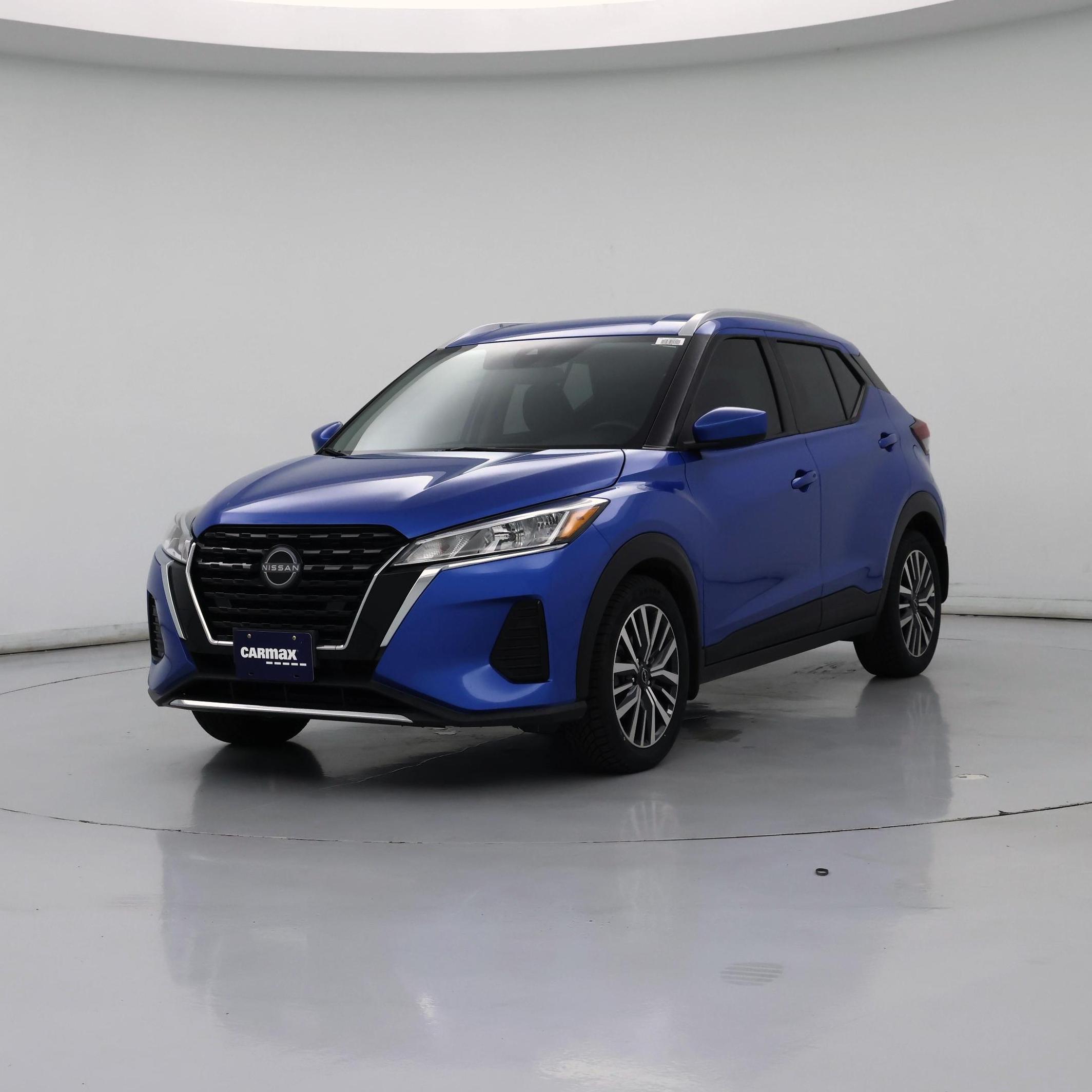 Thumbnail: 2023 Nissan Kicks - 4