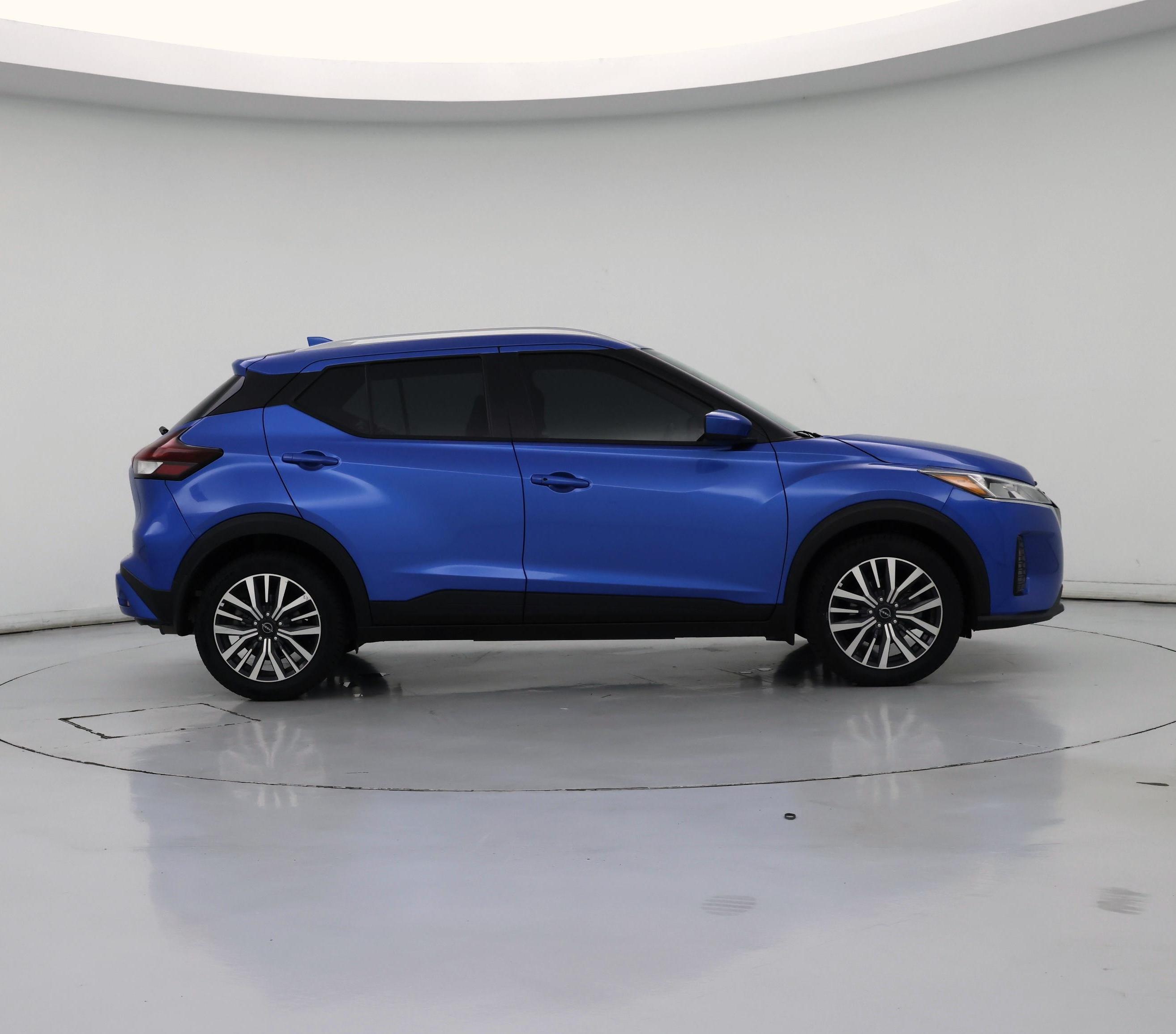 Thumbnail: 2023 Nissan Kicks - 7