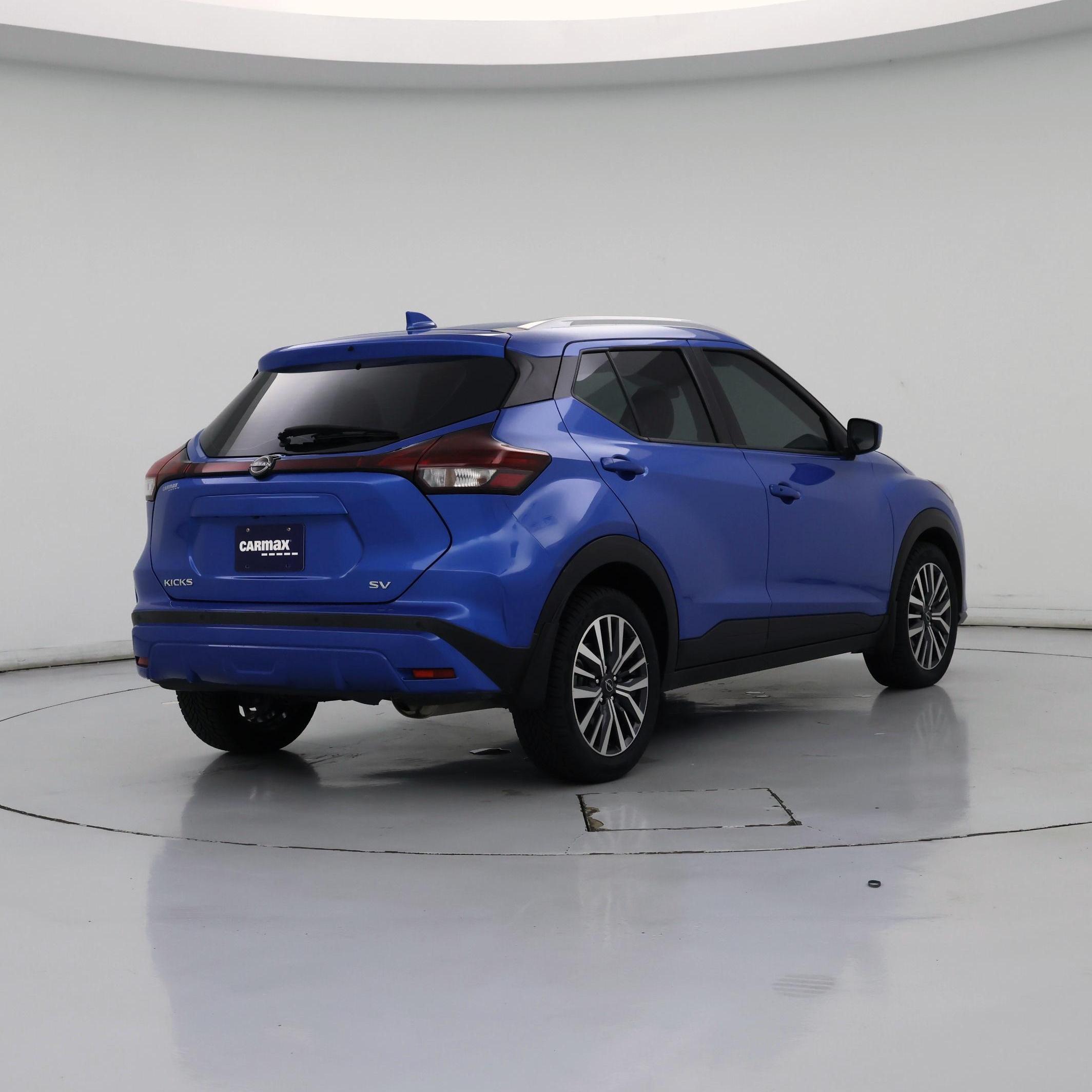 Thumbnail: 2023 Nissan Kicks - 8
