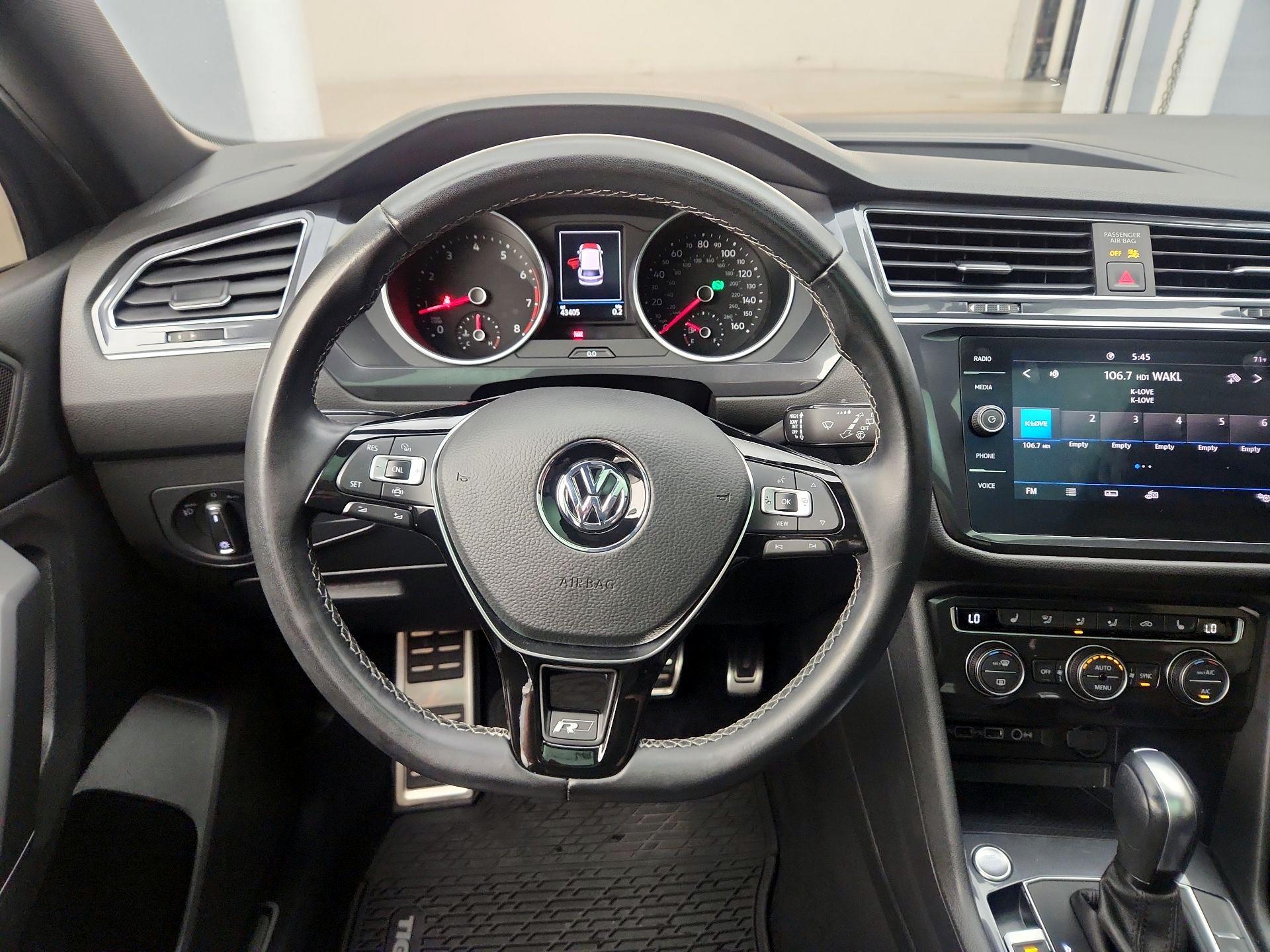 Thumbnail: 2020 Volkswagen Tiguan - 10