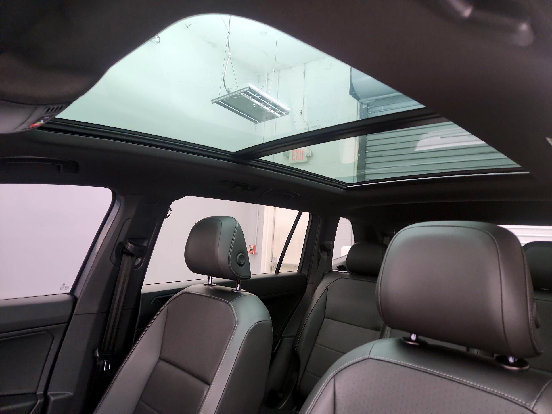 Thumbnail: 2020 Volkswagen Tiguan - 19