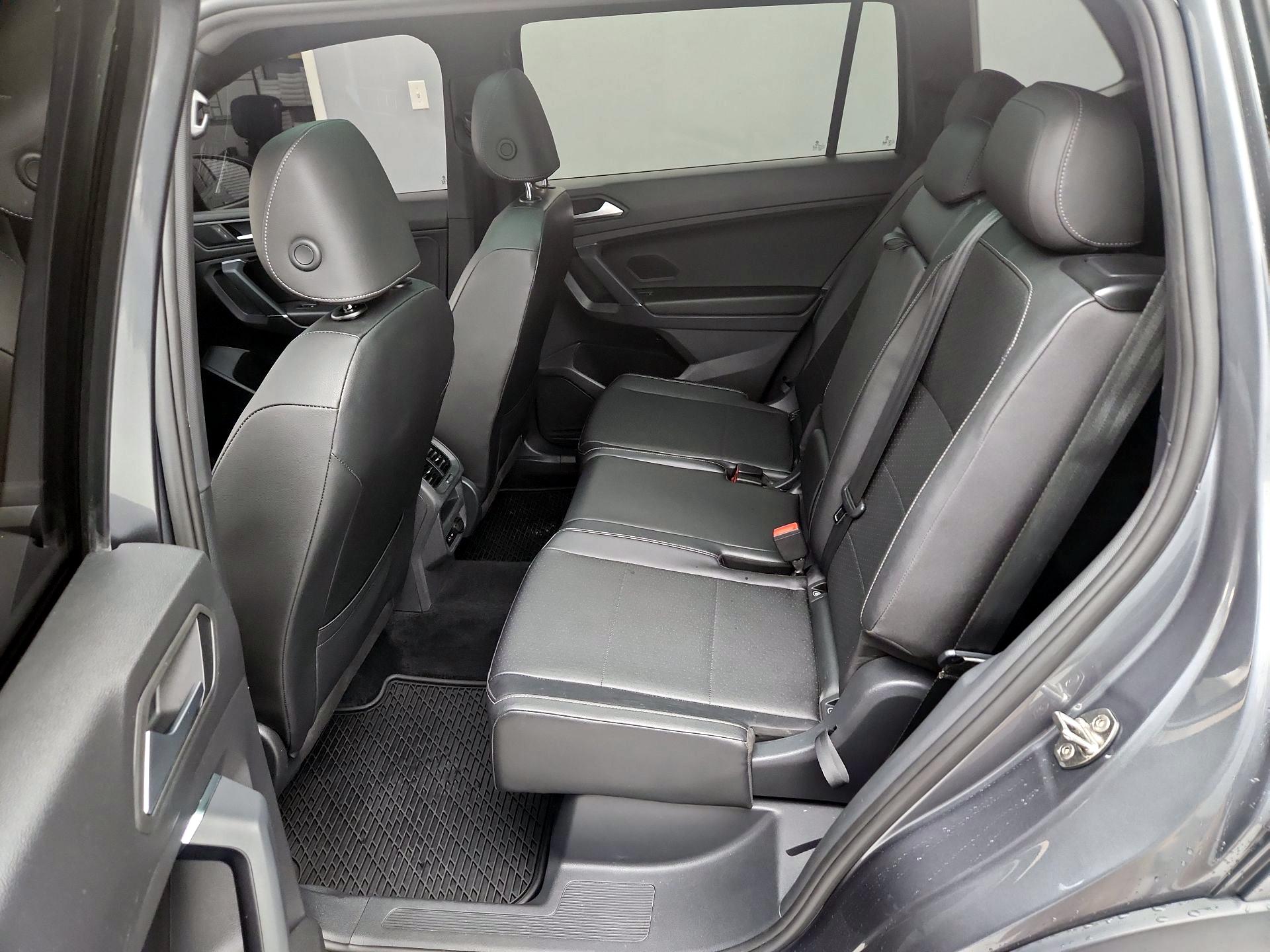 Thumbnail: 2020 Volkswagen Tiguan - 20