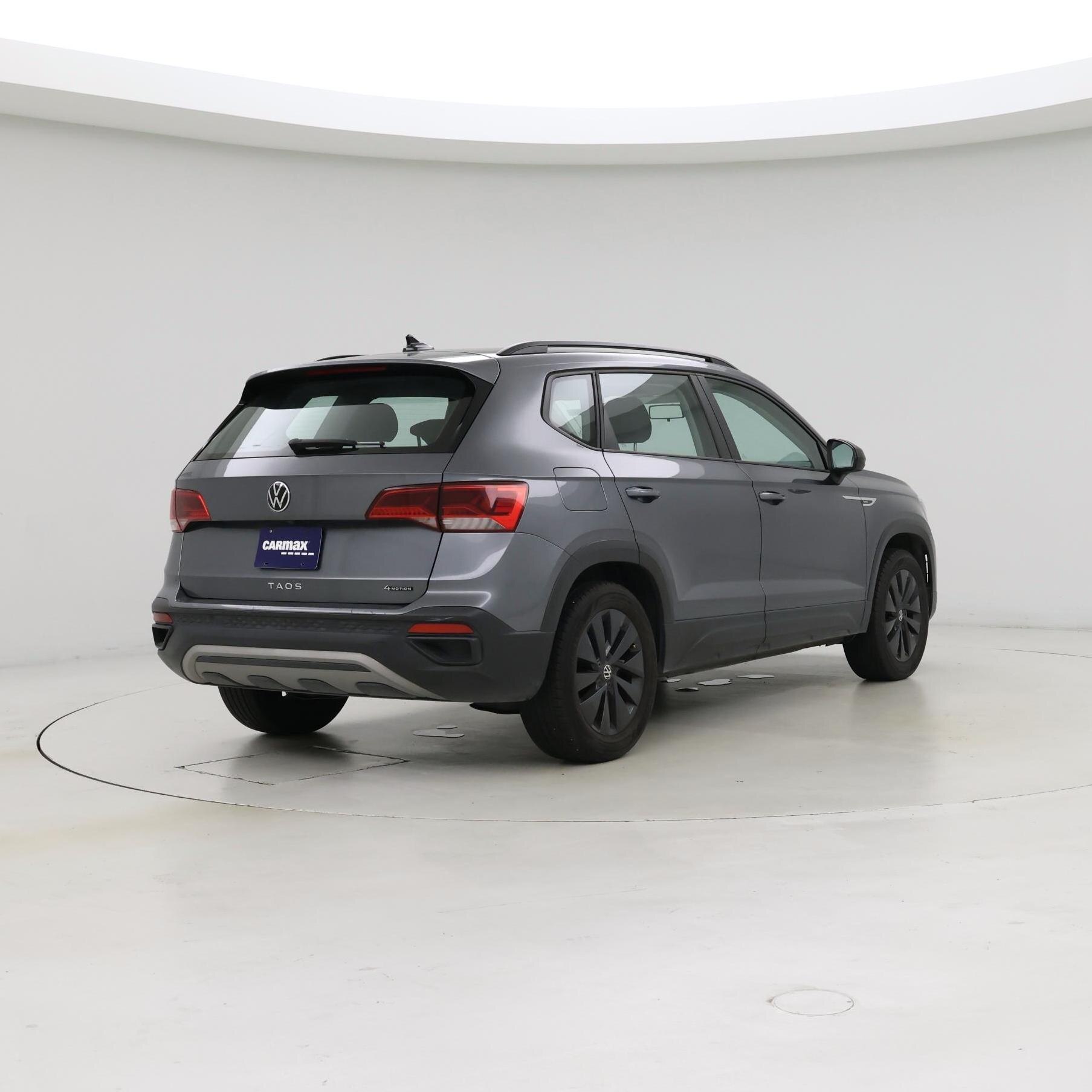 Thumbnail: 2022 Volkswagen Taos - 8