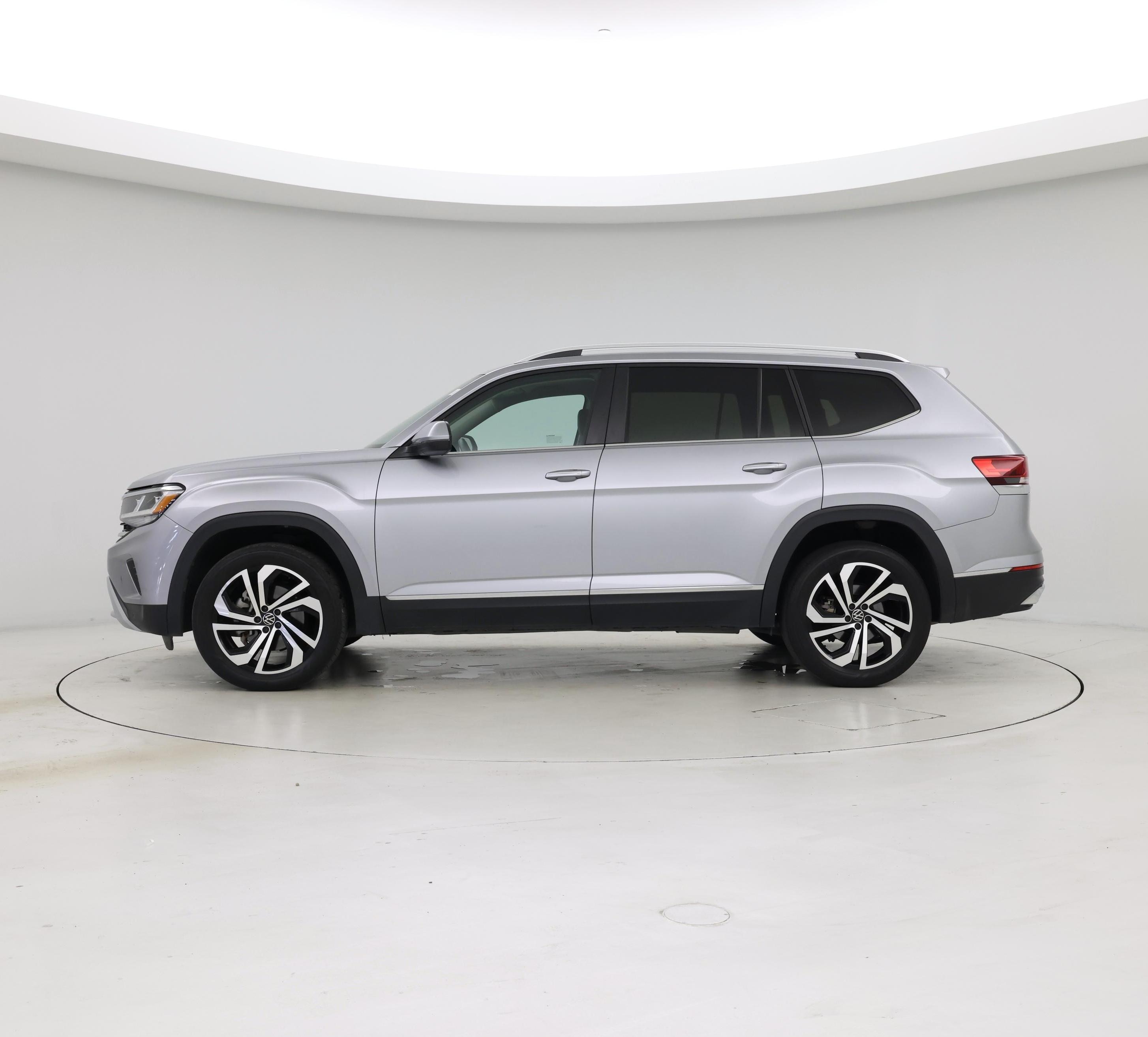 Thumbnail: 2023 Volkswagen Atlas - 3