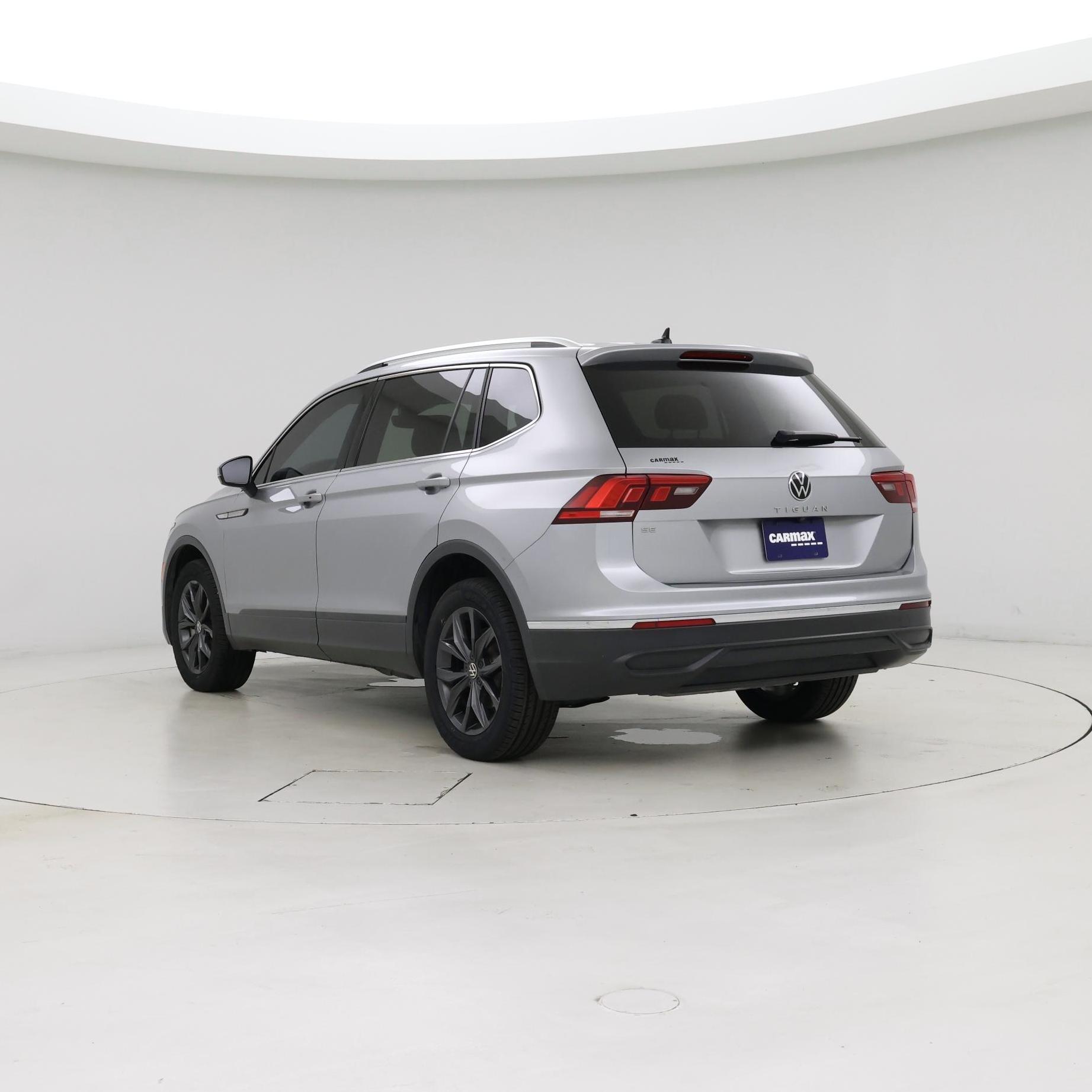Thumbnail: 2022 Volkswagen Tiguan - 2