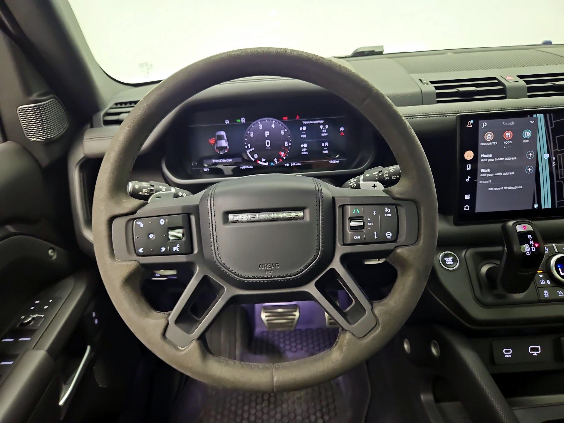 Thumbnail: 2023 Land Rover Defender - 10