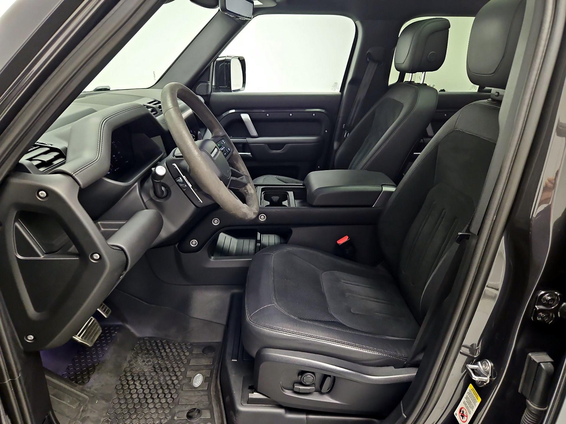 Thumbnail: 2023 Land Rover Defender - 11