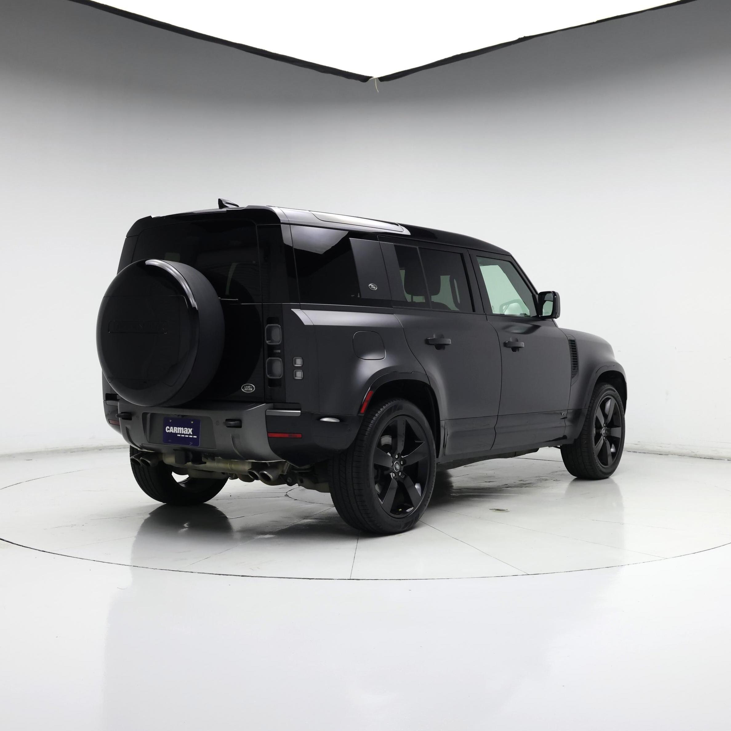 Thumbnail: 2023 Land Rover Defender - 8