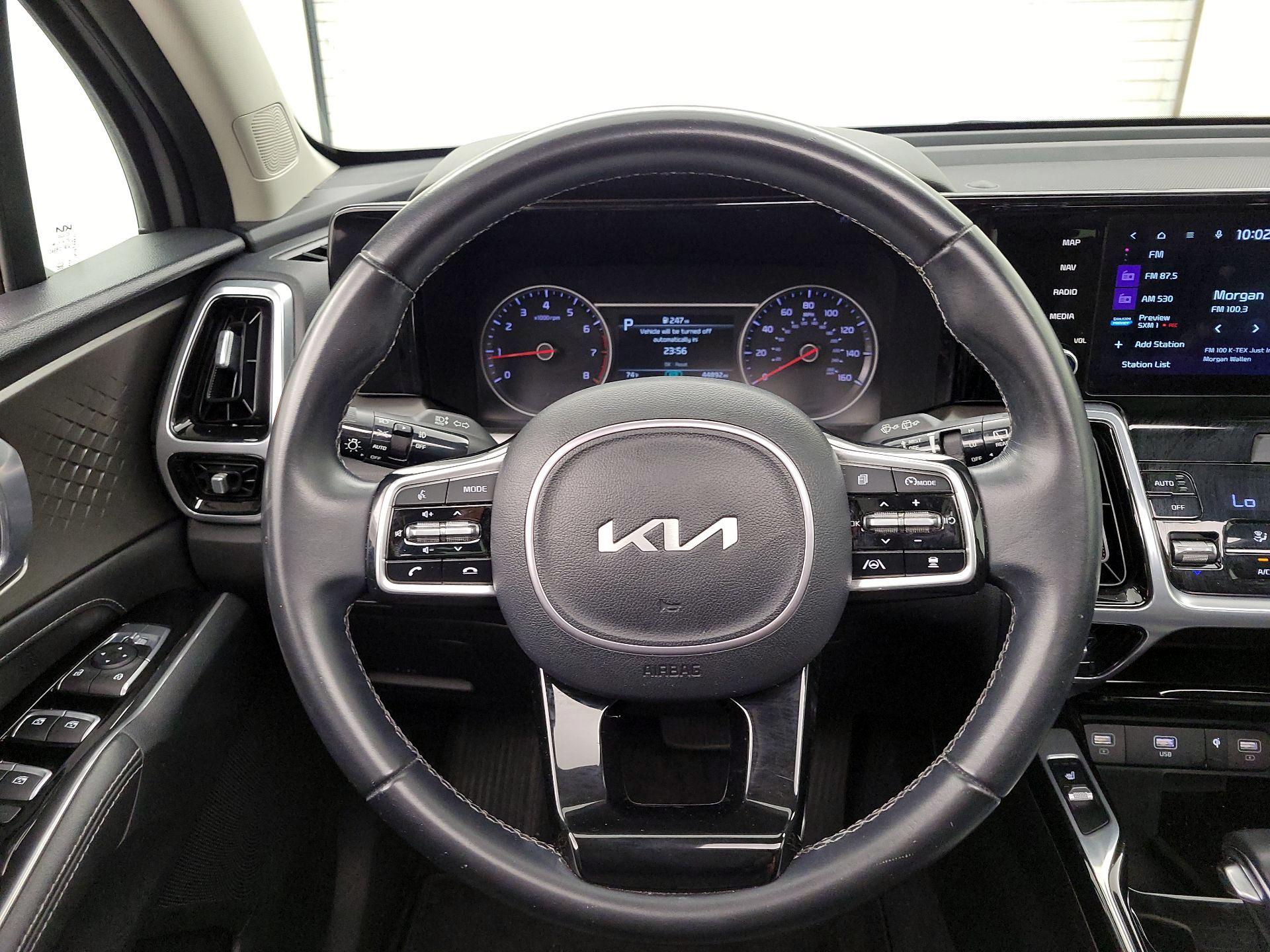 Thumbnail: 2022 Kia Sorento - 10