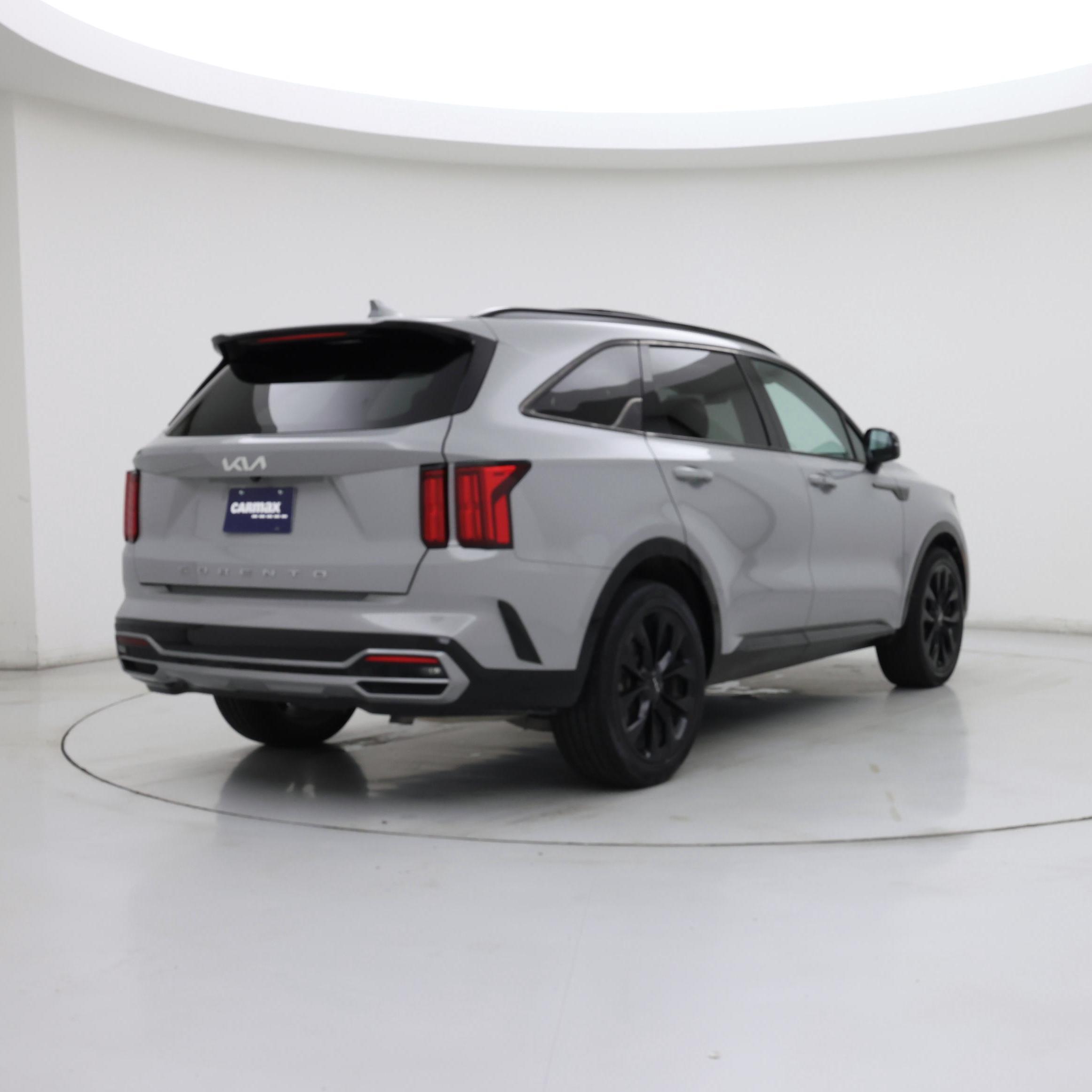 Thumbnail: 2022 Kia Sorento - 8