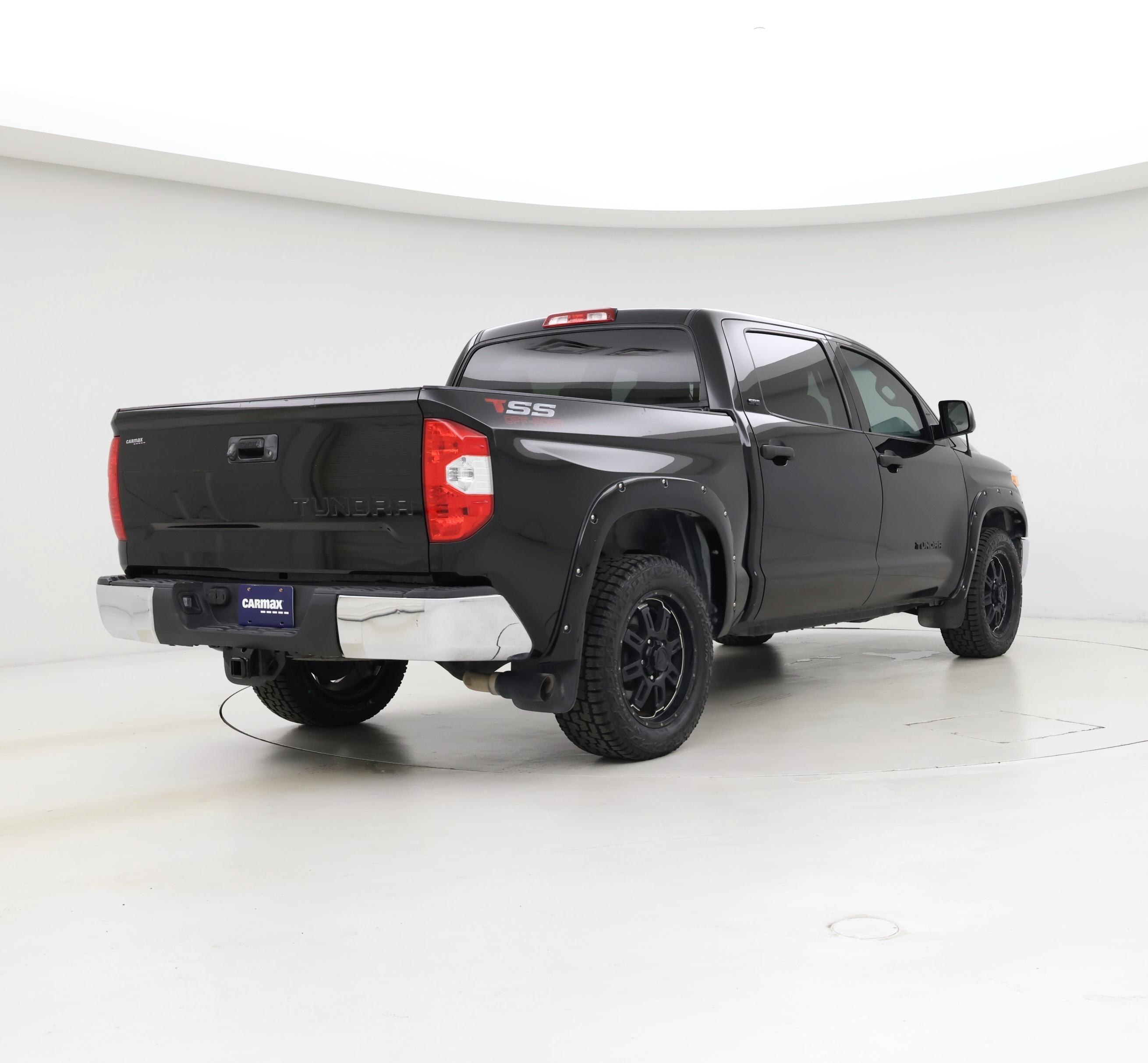 Thumbnail: 2017 Toyota Tundra - 8