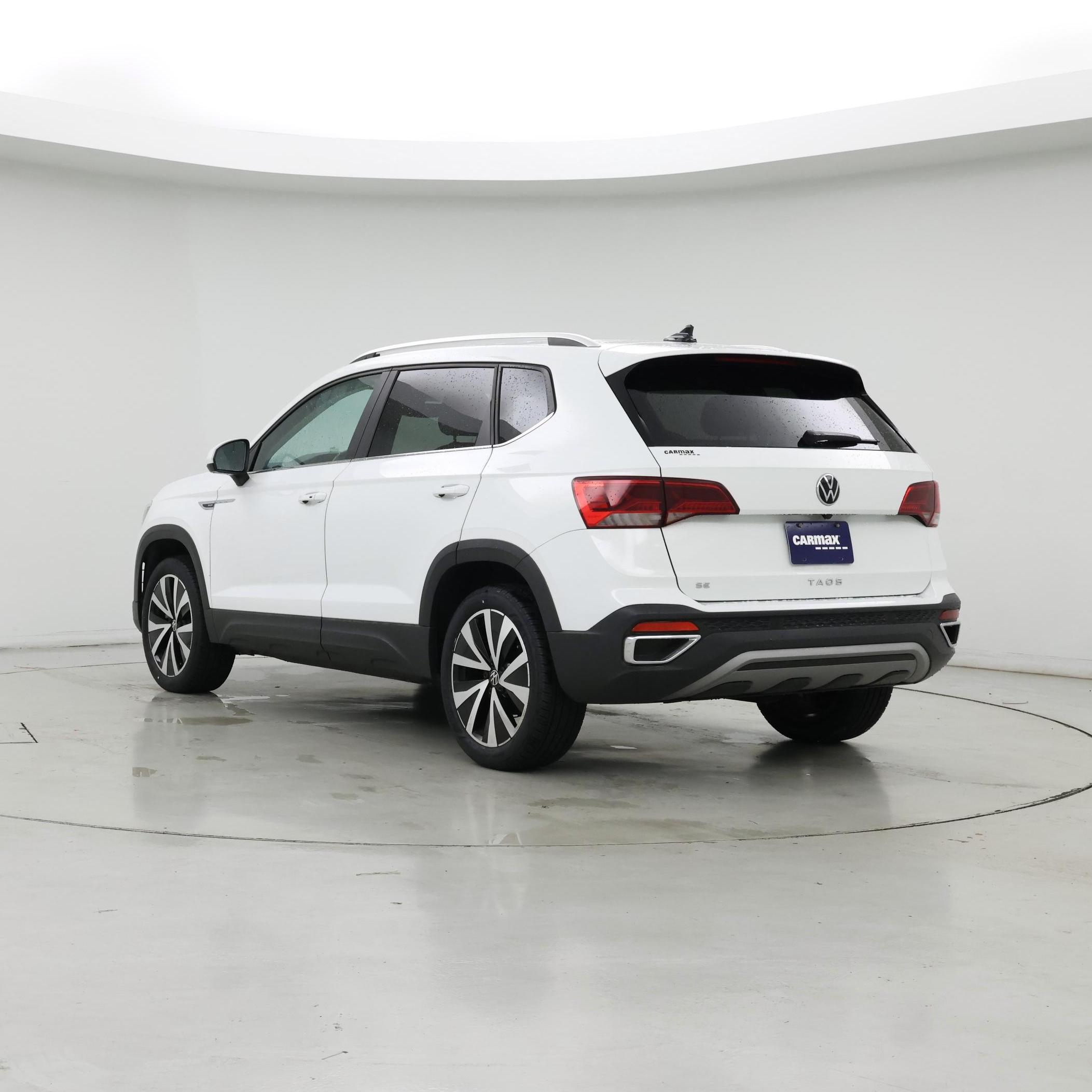 Thumbnail: 2022 Volkswagen Taos - 2