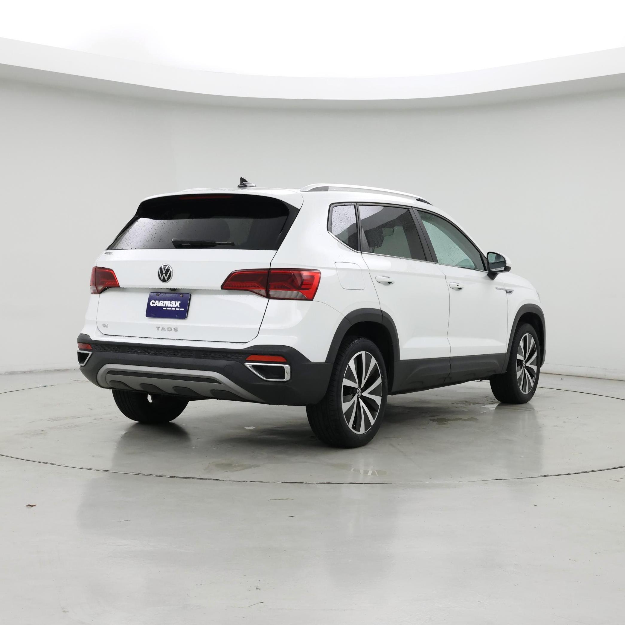 Thumbnail: 2022 Volkswagen Taos - 8