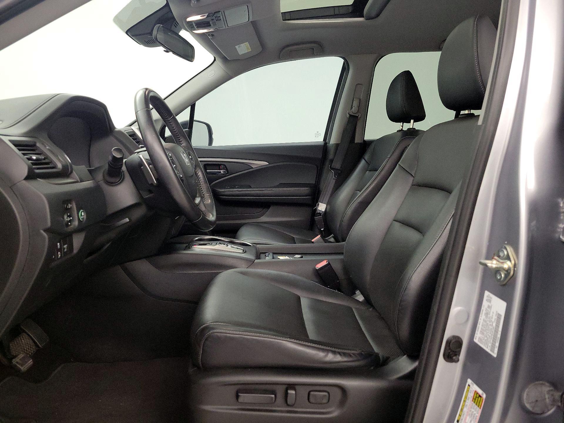 Thumbnail: 2020 Honda Ridgeline - 11