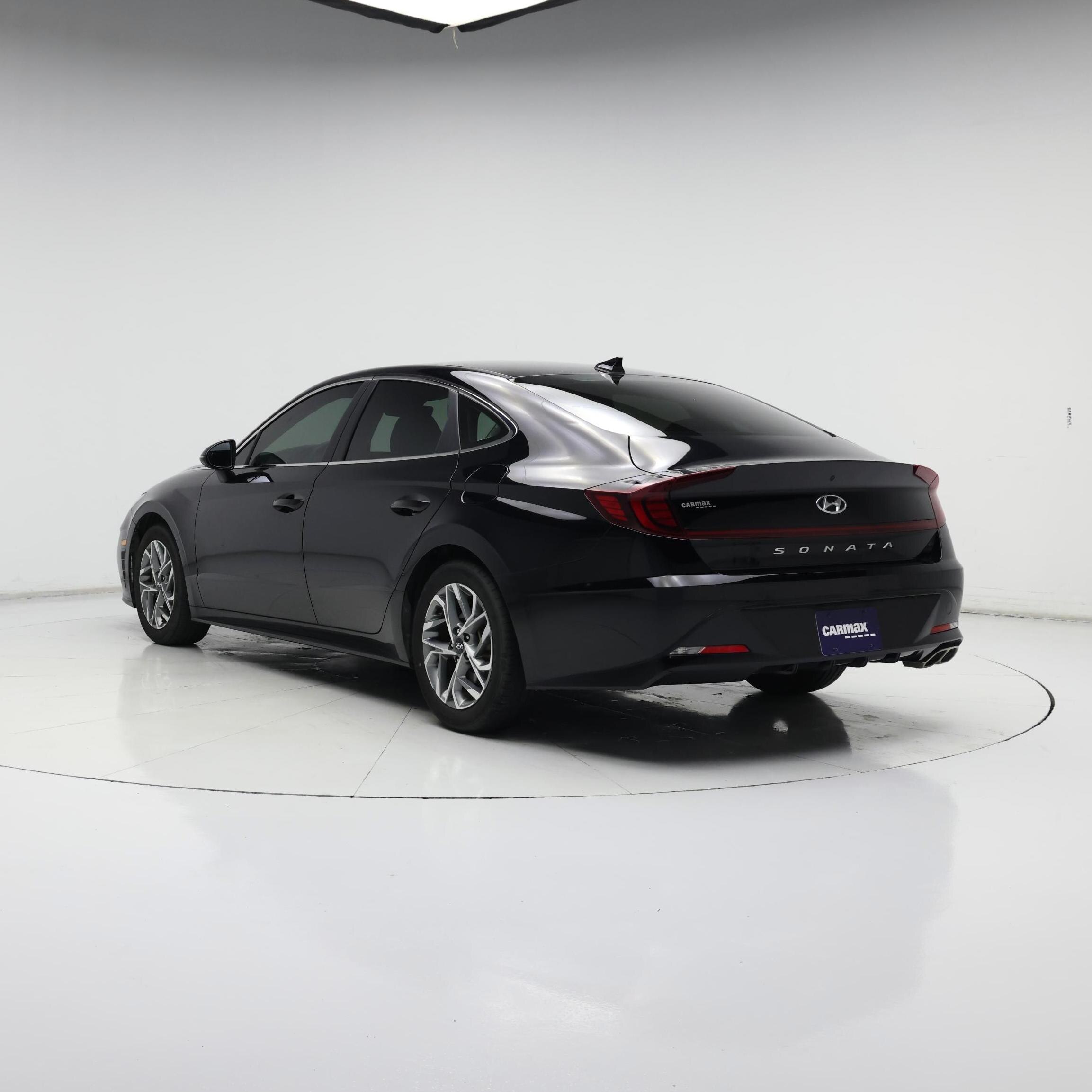 Thumbnail: 2023 Hyundai Sonata - 2