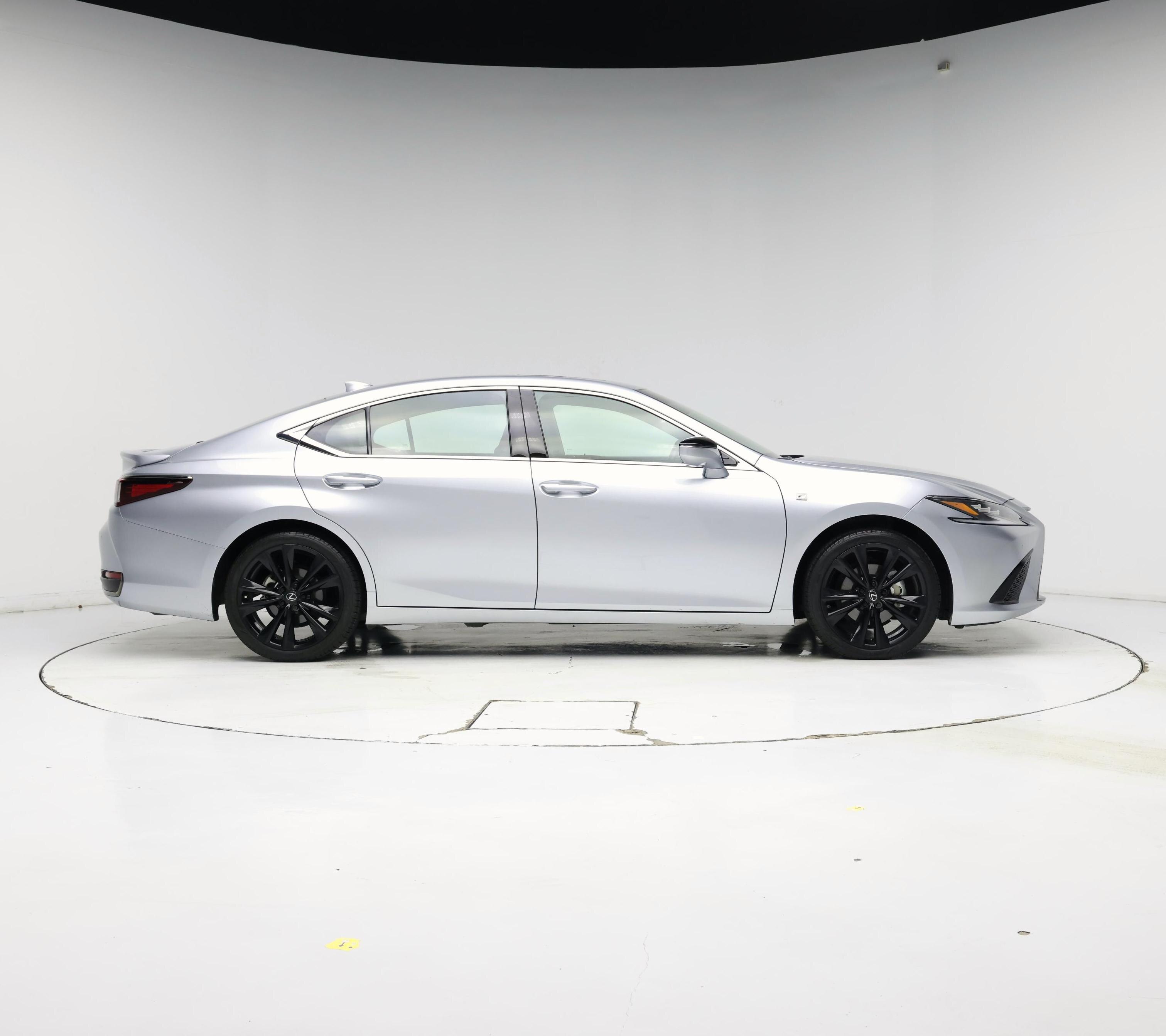 Thumbnail: 2023 Lexus ES - 7