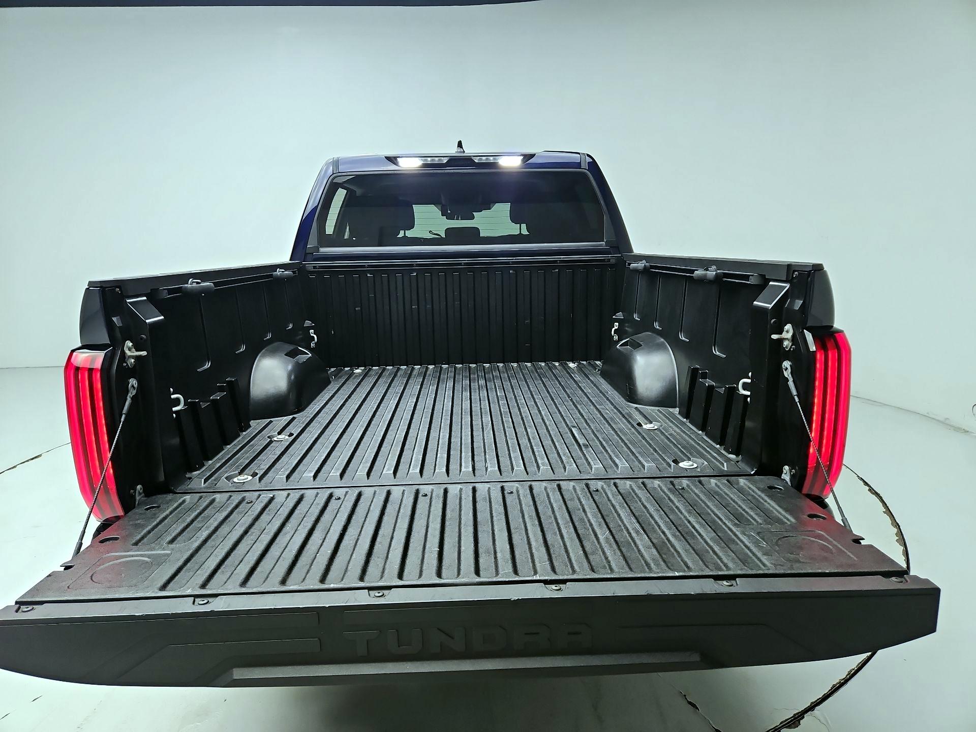 Thumbnail: 2023 Toyota Tundra - 20