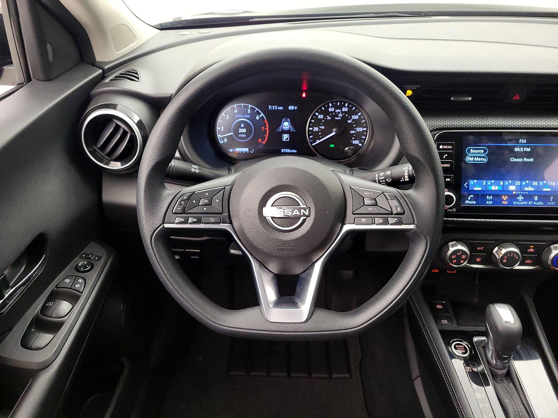 Thumbnail: 2024 Nissan Kicks - 10