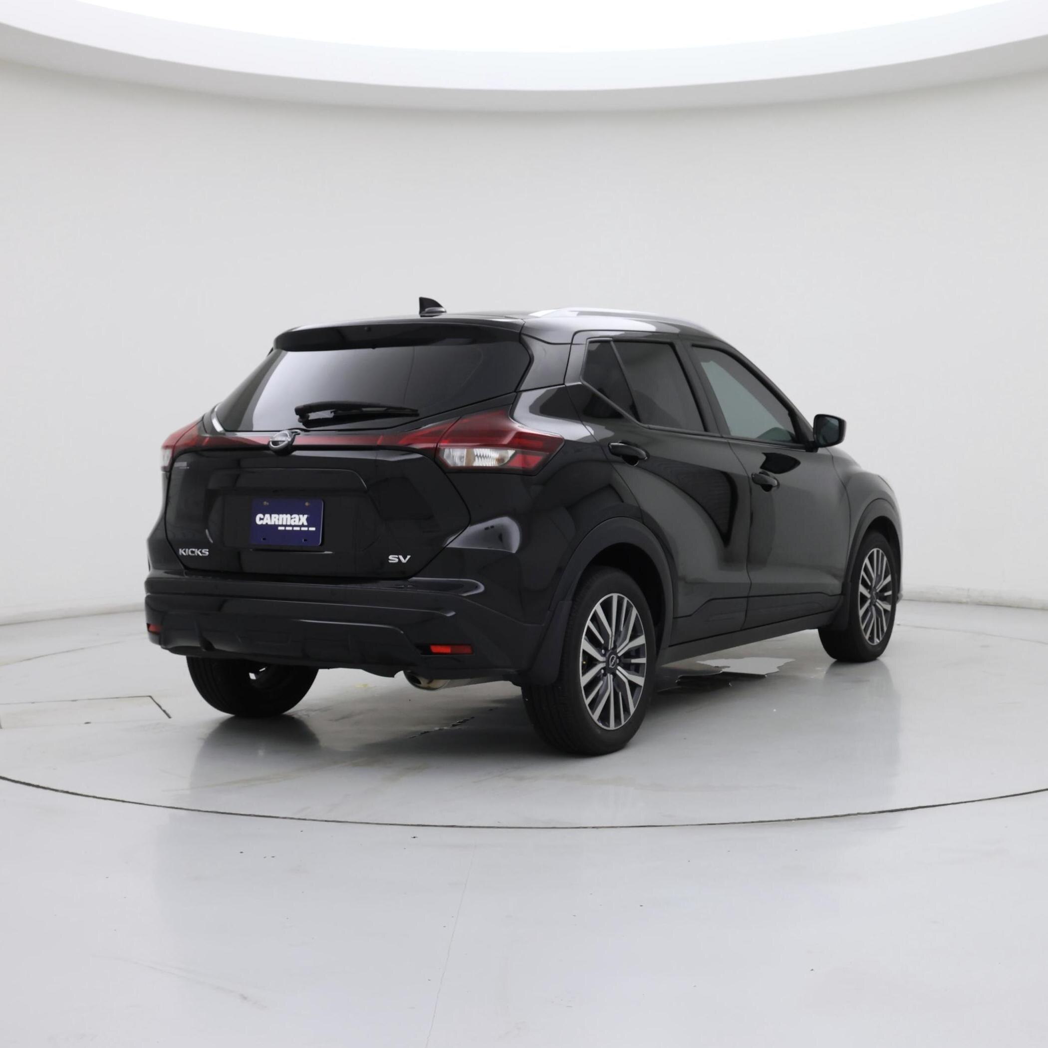 Thumbnail: 2024 Nissan Kicks - 8