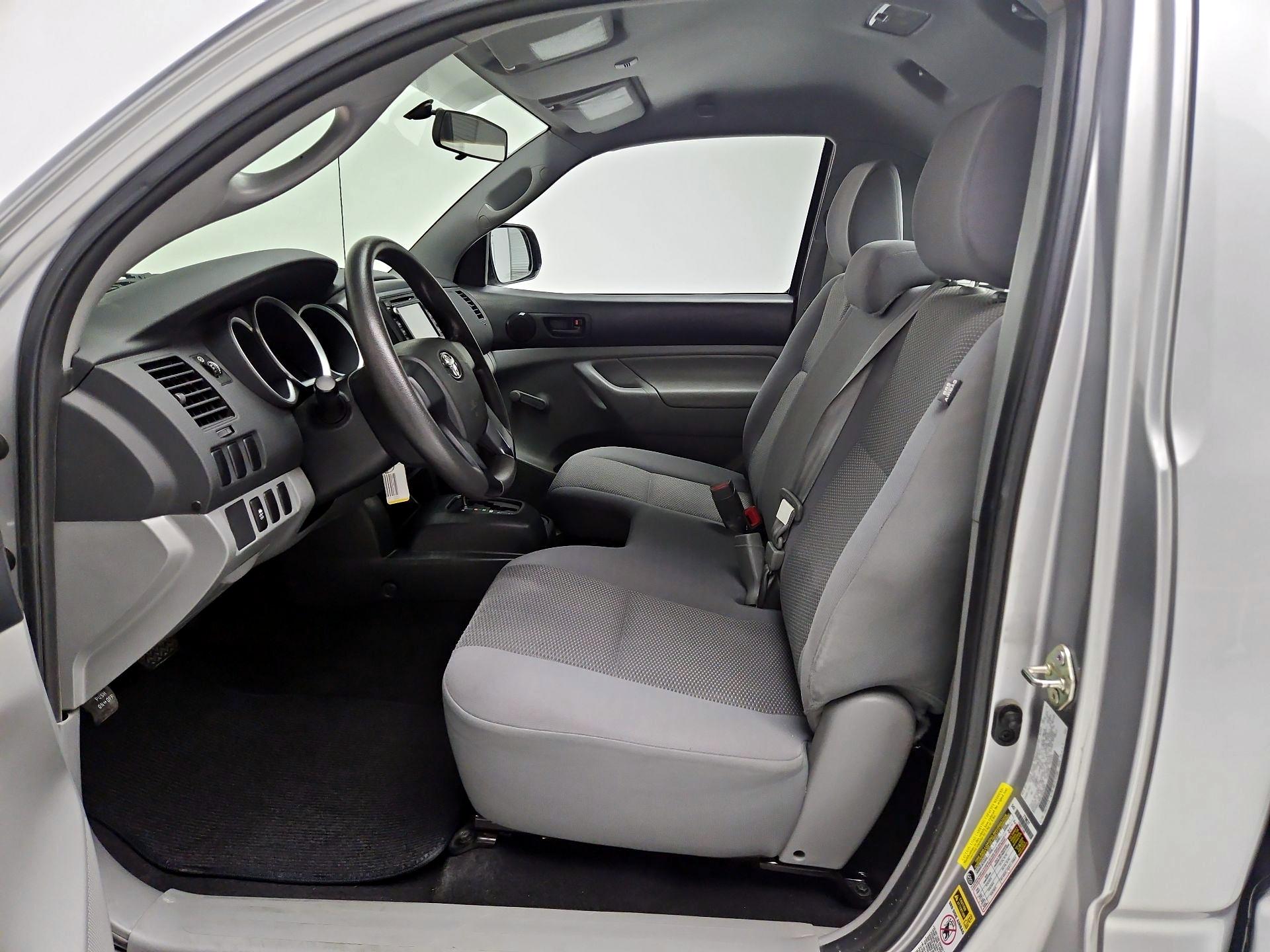 Thumbnail: 2014 Toyota Tacoma - 11