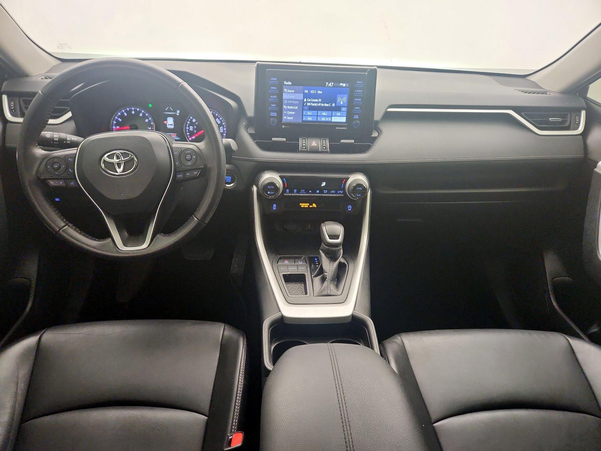 Thumbnail: 2021 Toyota RAV4 - 9