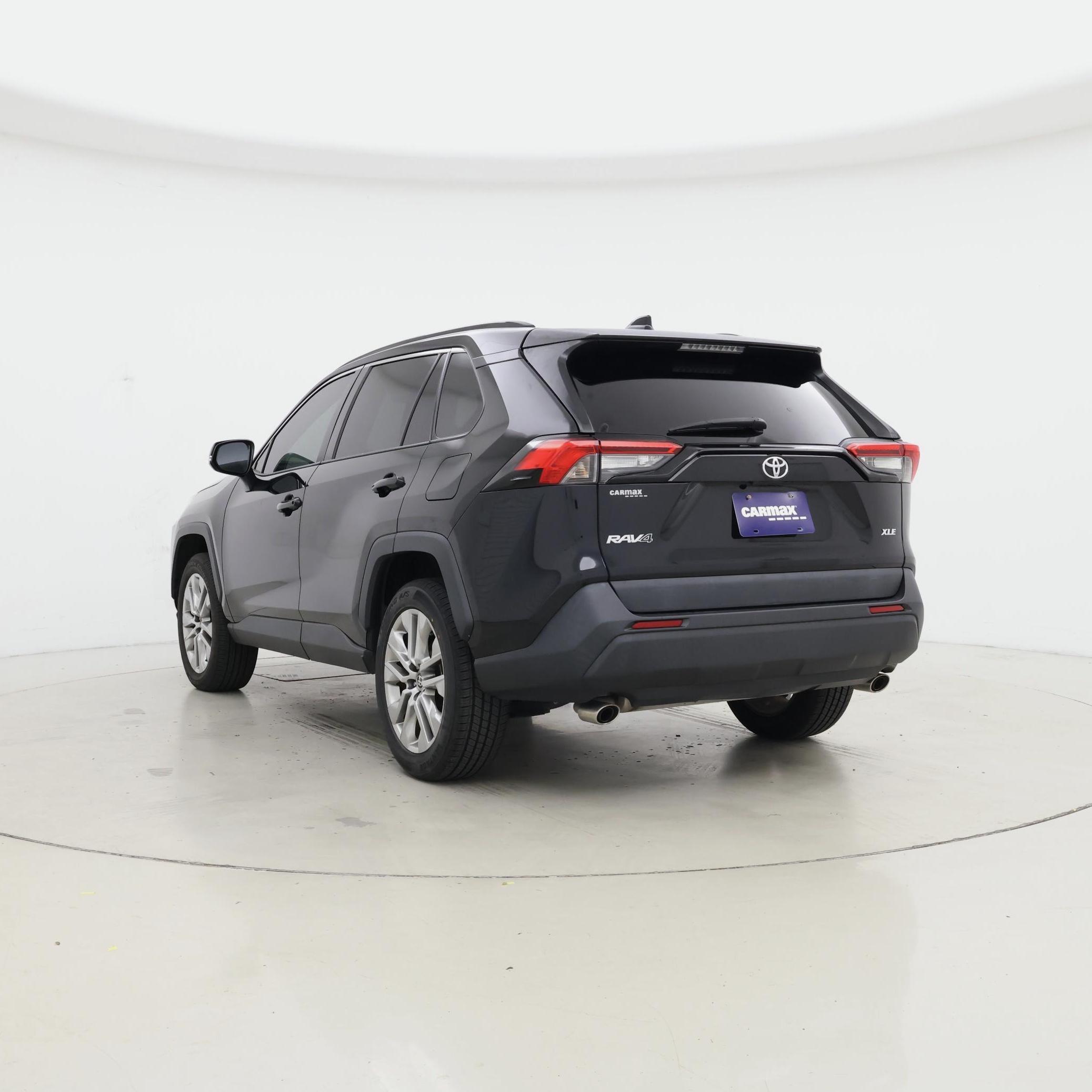 Thumbnail: 2021 Toyota RAV4 - 2